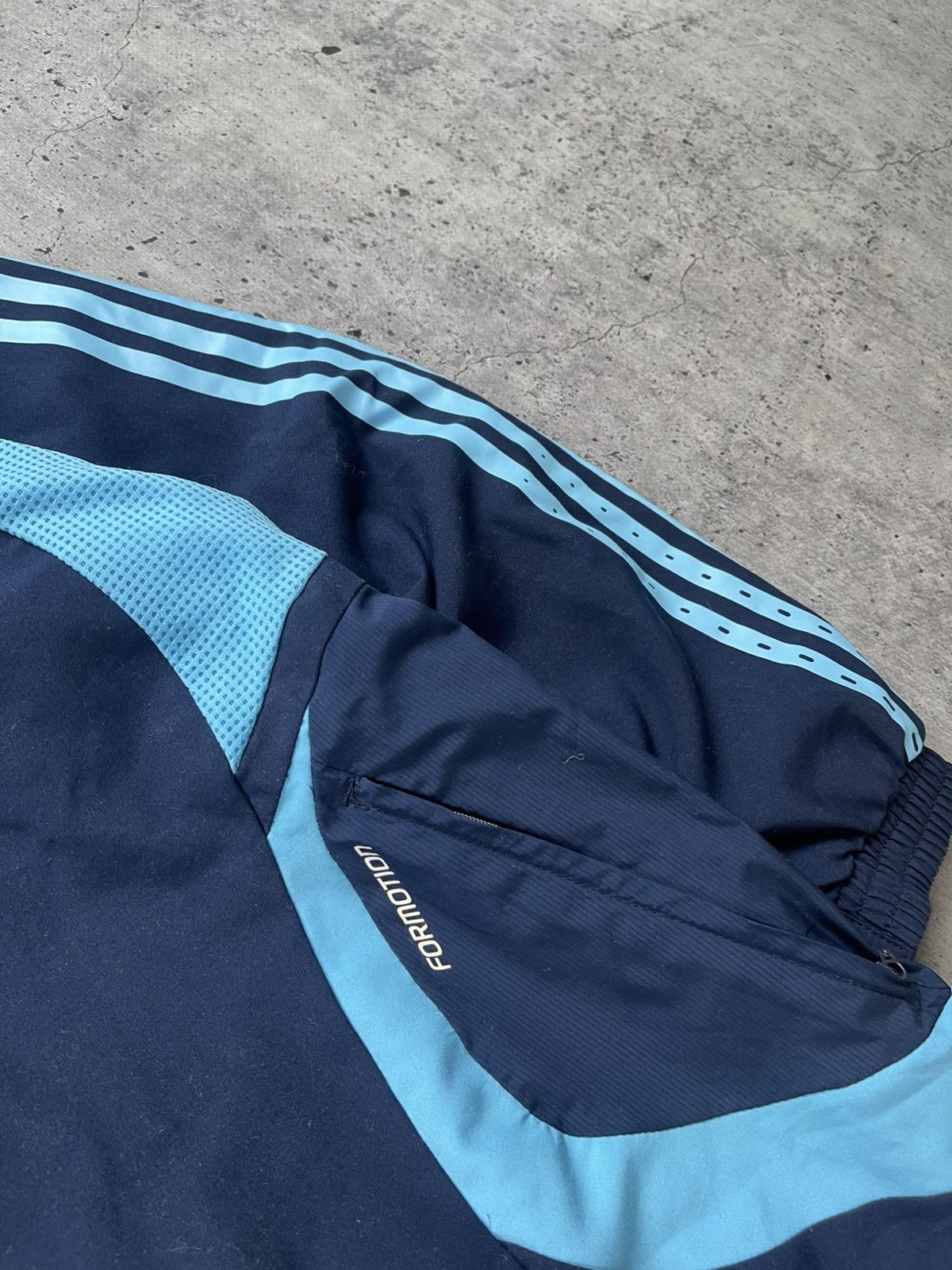 Adidas Vintage 00’s Adidas Marseille Nylon Olympic Jacket Y2K Size US S / EU 44-46 / 1 - 4 Thumbnail