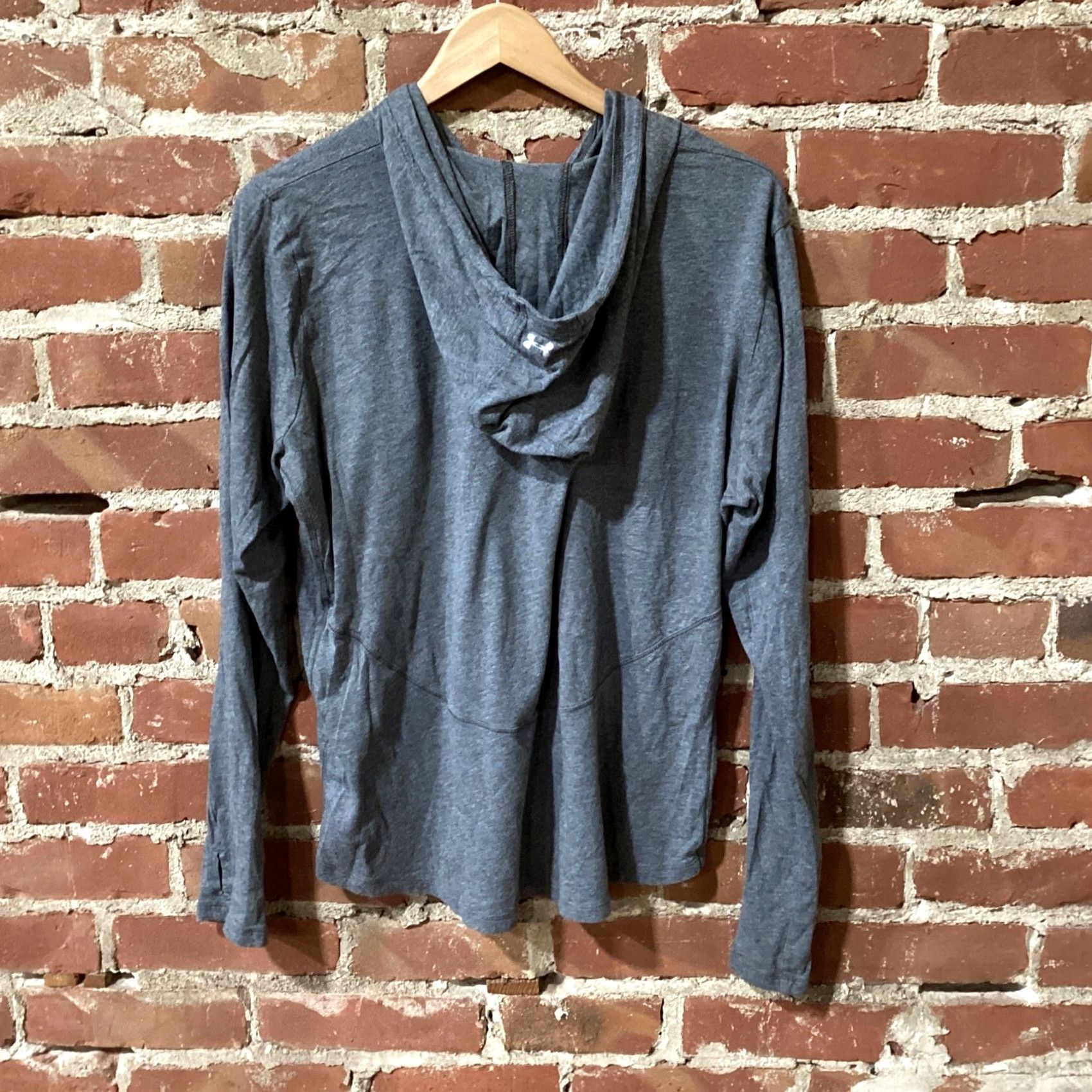 Under Armour Under Armour Womens Gray Lightweight Hooded Pullover Hoodie Size L Size L / US 10 / IT 46 - 2 Thumbnail