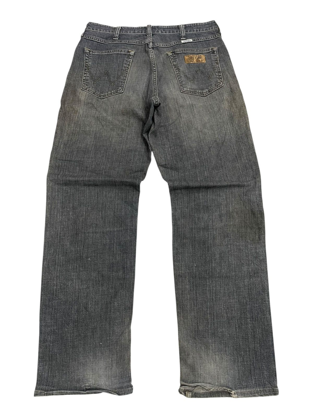 Wrangler Wrangler Authentic Western Distress Dirty Mud Workers Denim Size US 34 / EU 50 - 2 Thumbnail