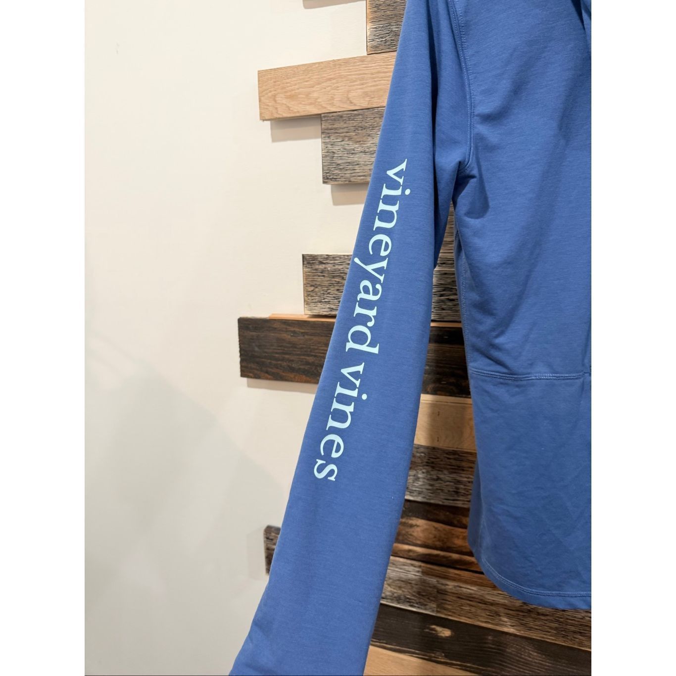 Vineyard Vines Vineyard Vines Performance Long-Sleeve Hoodie Top size Mediu Size M / US 6-8 / IT 42-44 - 7 Thumbnail