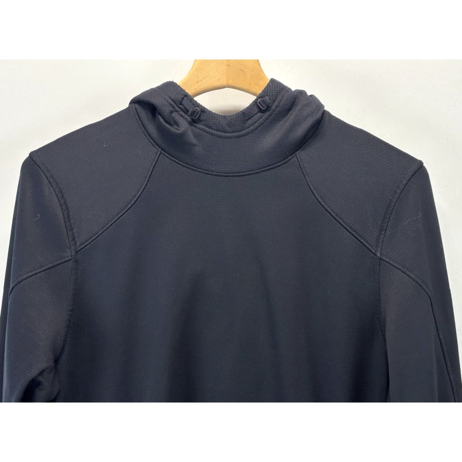 Under Armour Under Armour Hoodie Mens Small Black Coldgear Reactor Pullover Zipped Pockets Size US S / EU 44-46 / 1 - 2 Thumbnail