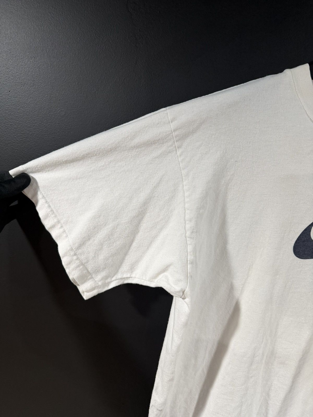 Vintage 2000s Vintage Nike Logo Grunge Tee M Size US M / EU 48-50 / 2 - 4 Thumbnail