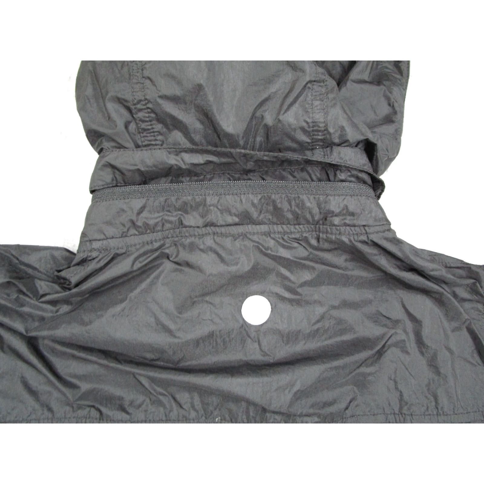 Lululemon Lululemon Jacket Womens 6 Black Hooded Zip Nylon Windbreaker Front Tie Size M / US 6-8 / IT 42-44 - 4 Thumbnail
