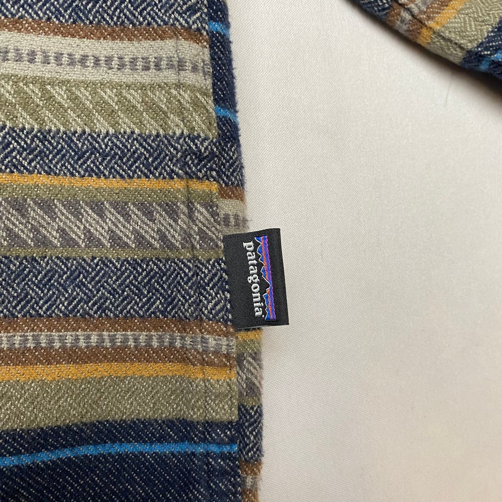 Patagonia Patagonia Long Sleeved Fjord Flannel Button Up Shirt XL Size US XL / EU 56 / 4 - 9 Thumbnail
