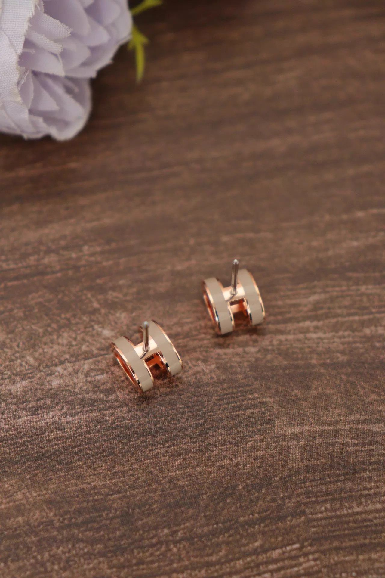 Hermes Hermès Pop H Mini Earrings Milk Tea Rose Gold Size ONE SIZE - 3 Thumbnail