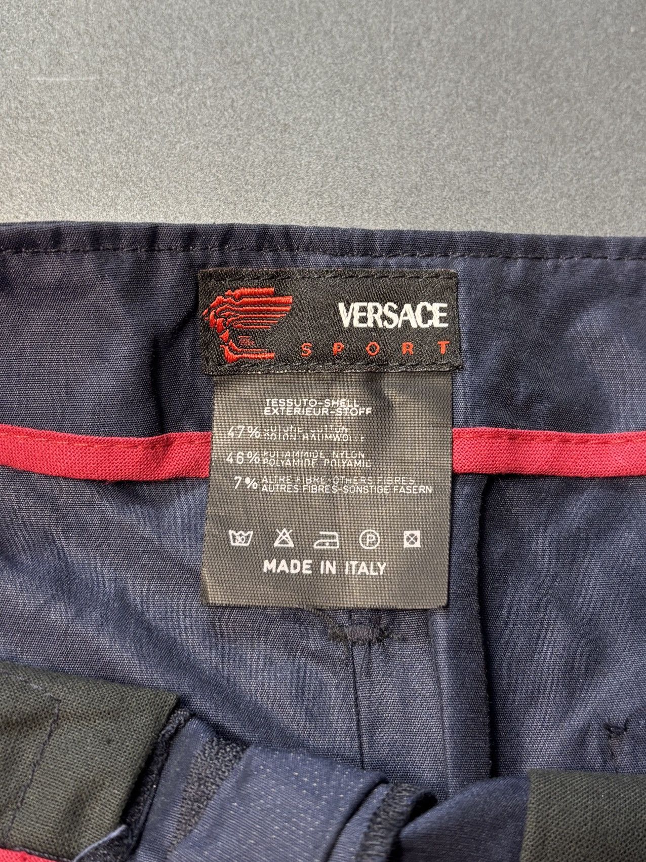 Versace × Vintage Vintage Versace Sport Skirt Nylon 2000s 1990s Deadstock Size 28" / US 6 / IT 42 - 7 Thumbnail
