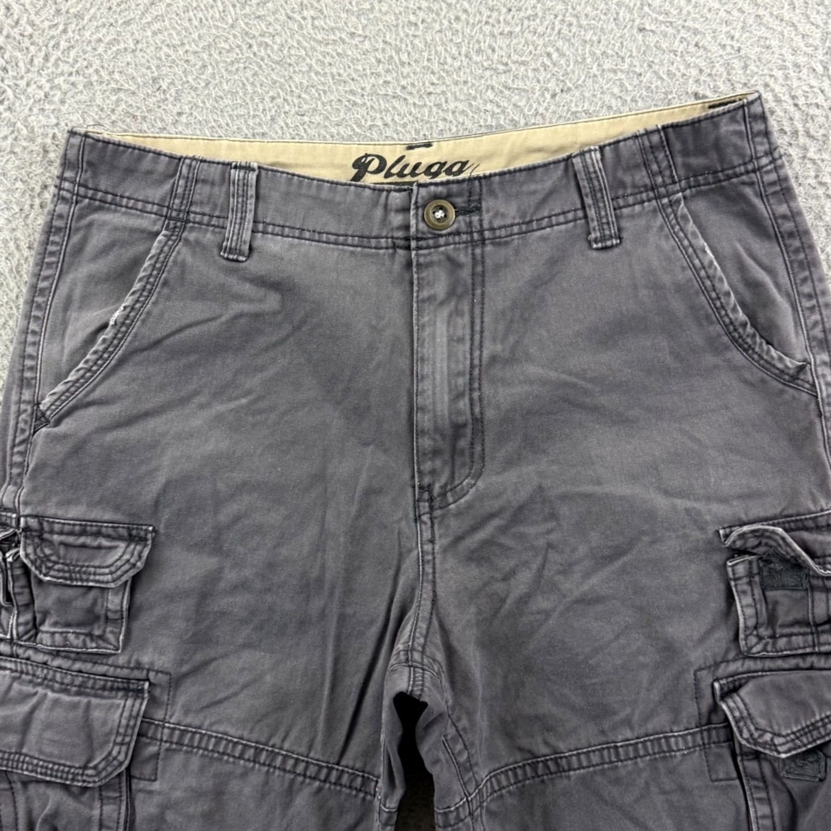 Vintage VINTAGE Plugg Cargo Shorts Mens 32 Gray Baggy Skater Grunge Outdoor Zip 90s Y2K 11" Size US 32 / EU 48 - 4 Thumbnail