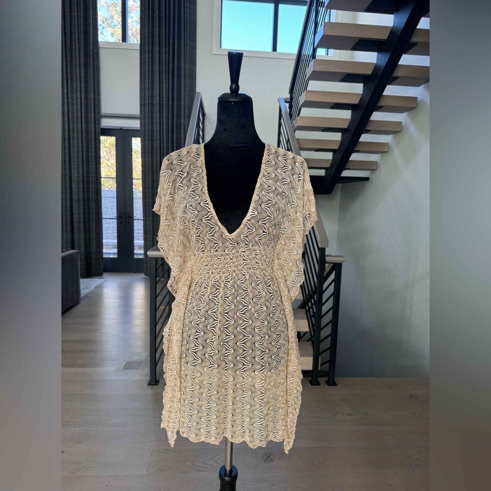 Other Elegant Cream Swim Coverup size S Size ONE SIZE - 1 Thumbnail