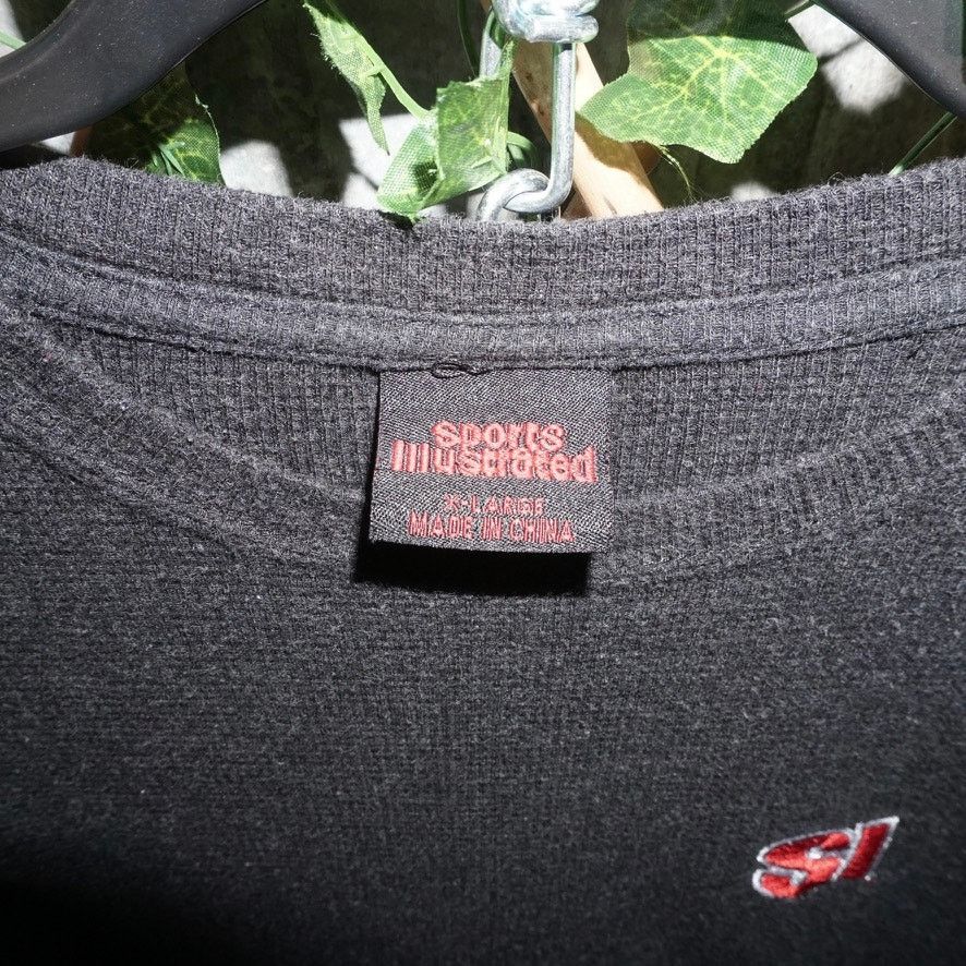 Vintage XL Vintage Y2K Sports illustrated embroider thermal t-shirt Size US XL / EU 56 / 4 - 3 Thumbnail
