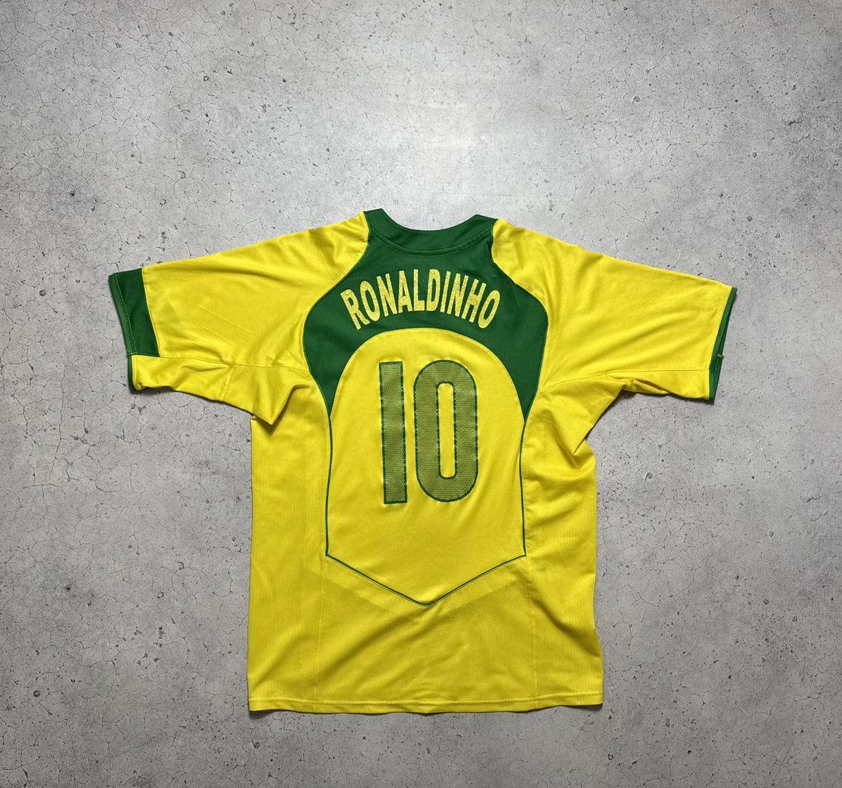 Nike Nike Brazil Team Ronaldinho #10 2004 Vintage Soccer Jersey Size US XXL / EU 58 / 5 - 9 Thumbnail