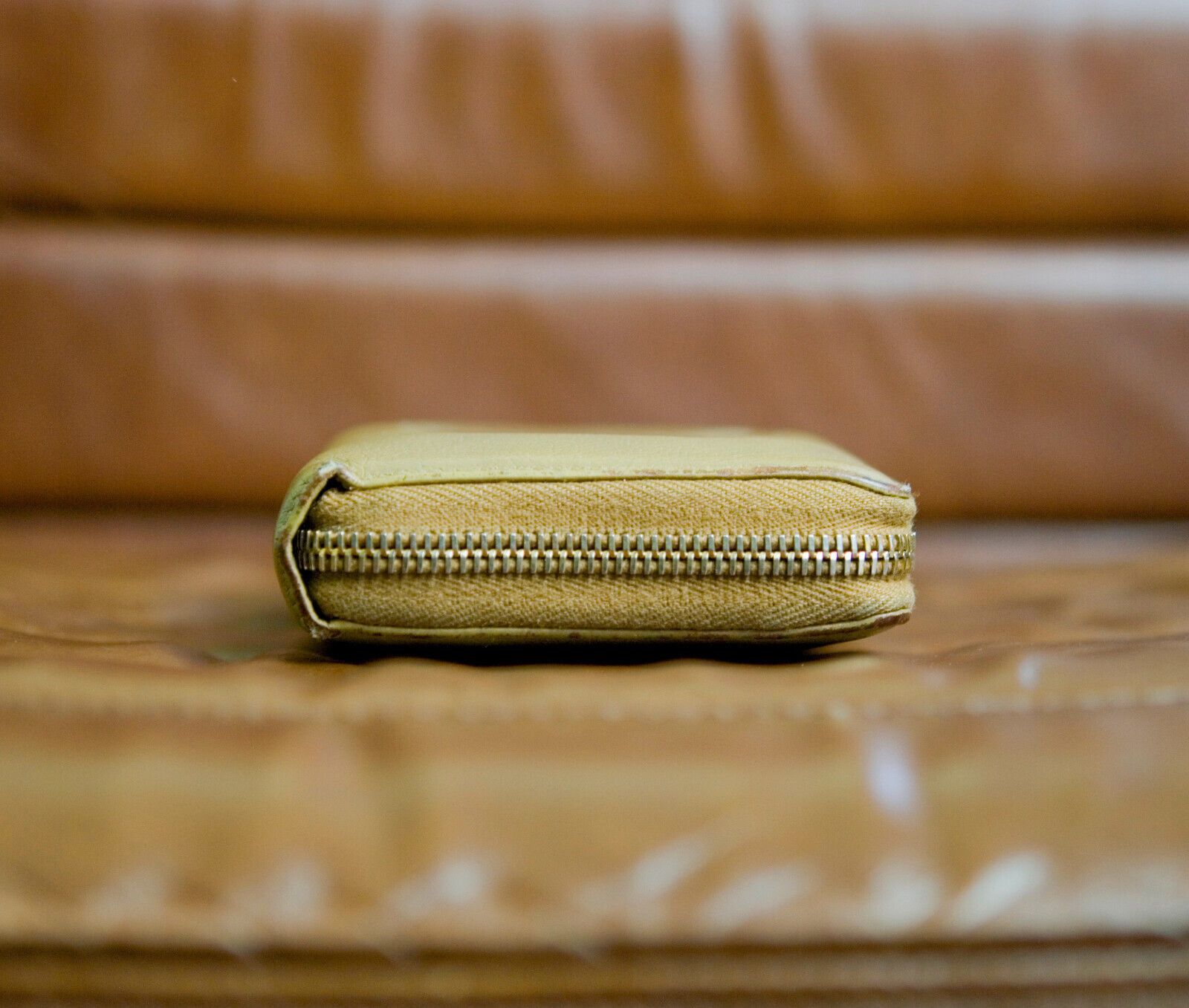Yves Saint Laurent YSL Yves Saint Laurent Womens Monogram Wallet Long Beige Size ONE SIZE - 7 Thumbnail