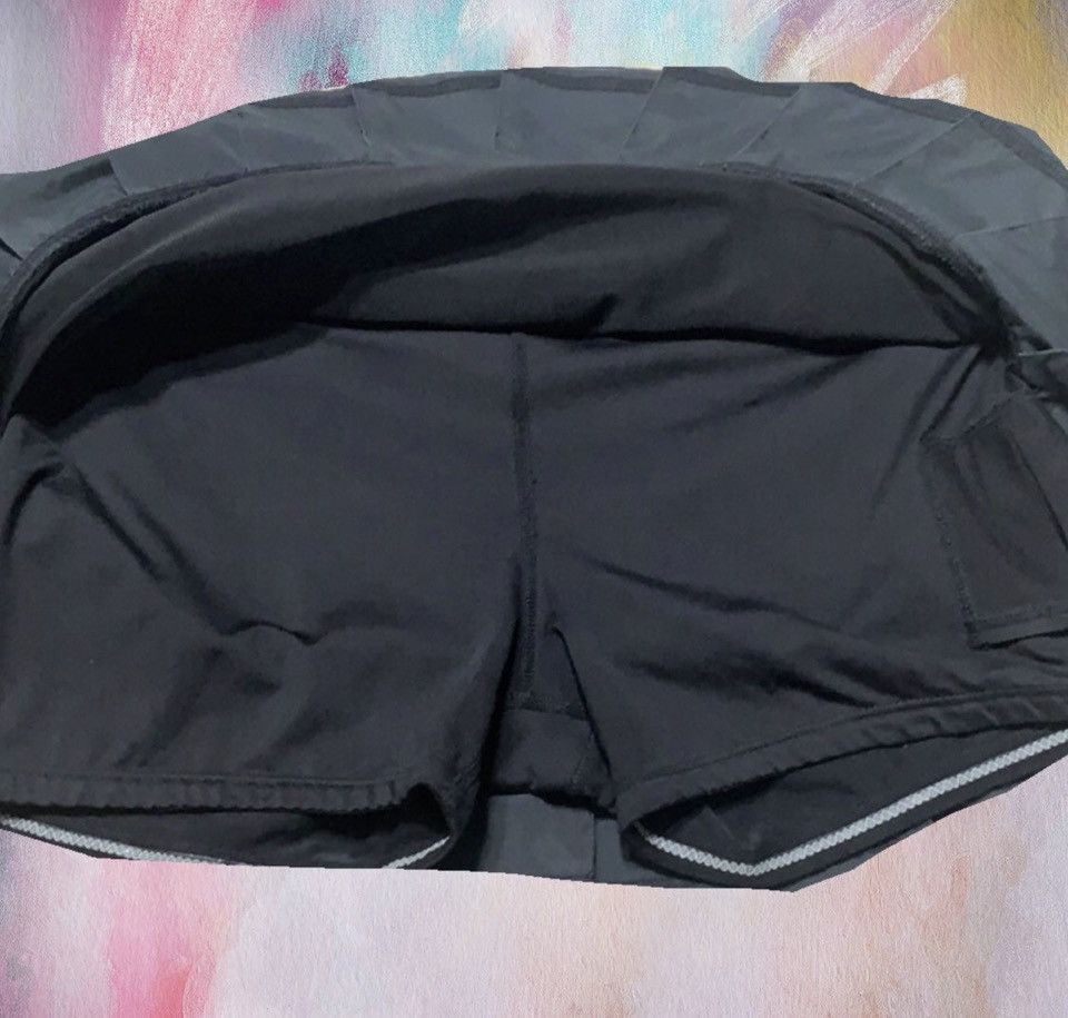 Lululemon Lululemon Rare Personal Run Your Heart Out Black skirt sz.8 Size 30" / US 8 / IT 44 - 7 Thumbnail