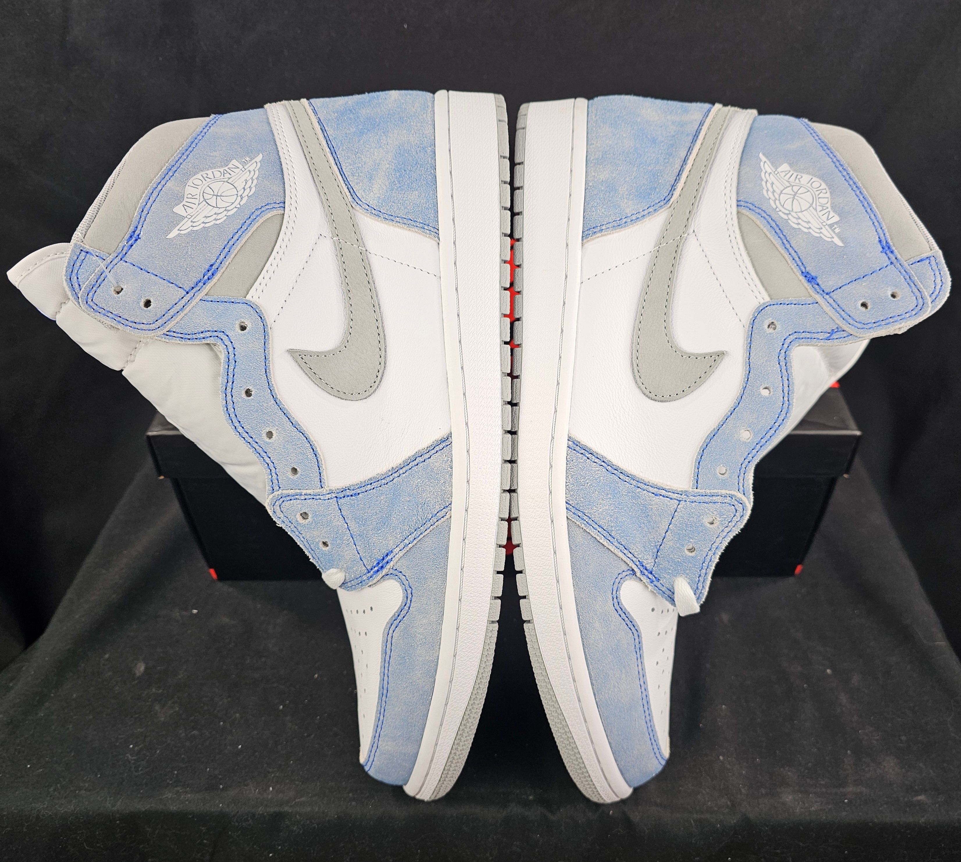 Jordan Brand Nike Air Jordan 1 Retro High OG Hyper Royal Smoke Grey Men's Size US 13 / EU 46 - 6 Thumbnail