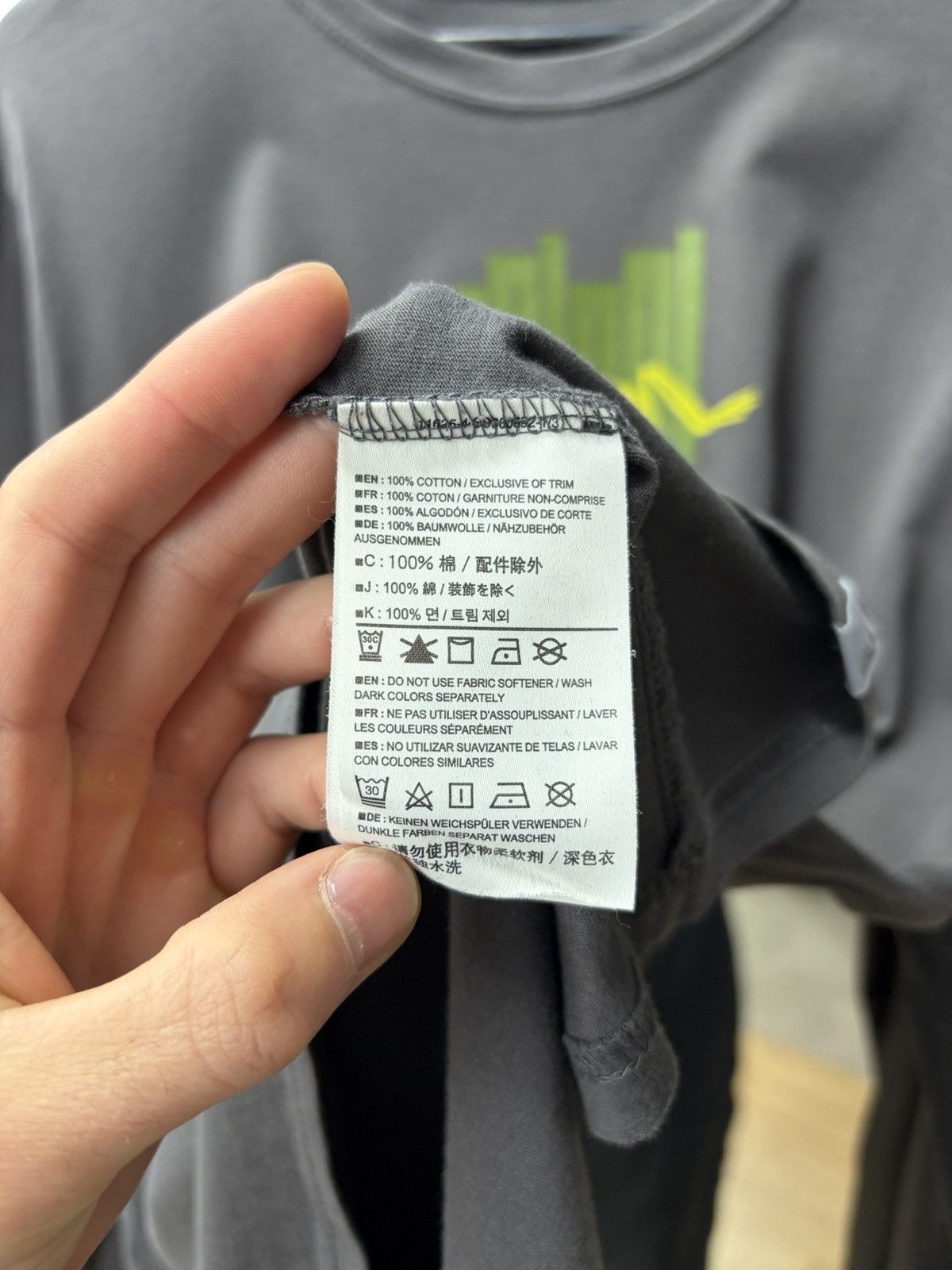 Arc'teryx Arc’teryx Graphic Longsleeve Shirt Grey Techwear Y2K Tee Size US L / EU 52-54 / 3 - 10 Thumbnail