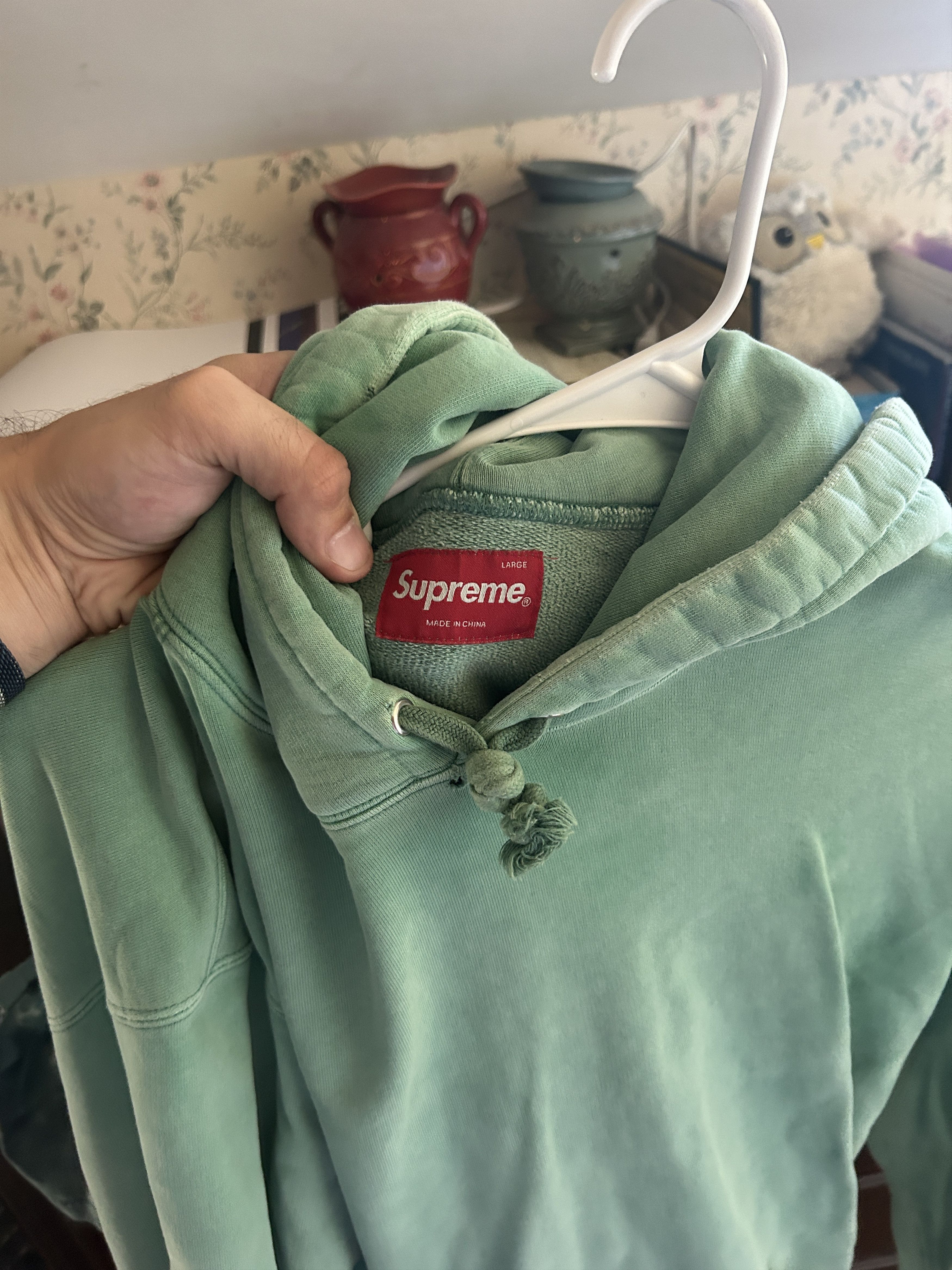 Supreme Supreme Overdyed Hoodie (Green) SS18 Size US L / EU 52-54 / 3 - 1 Thumbnail