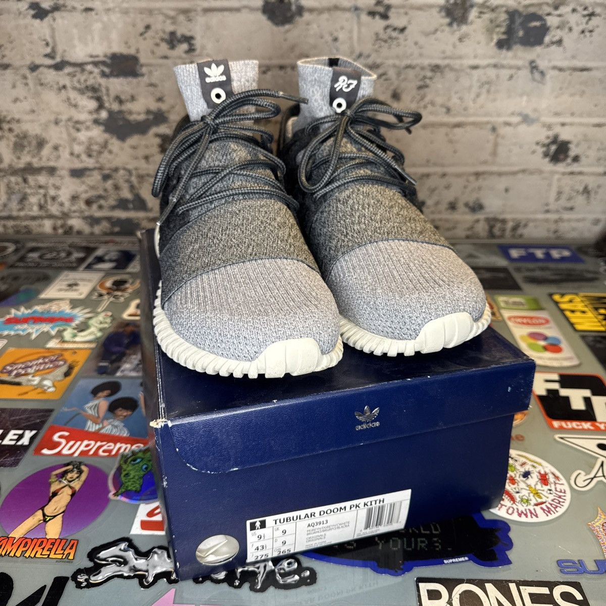 Adidas × Kith Adidas Tubular Doom PK Kith Just Us Sz 9.5 AQ3913 NDS Size US 9.5 / EU 42-43 - 7 Thumbnail