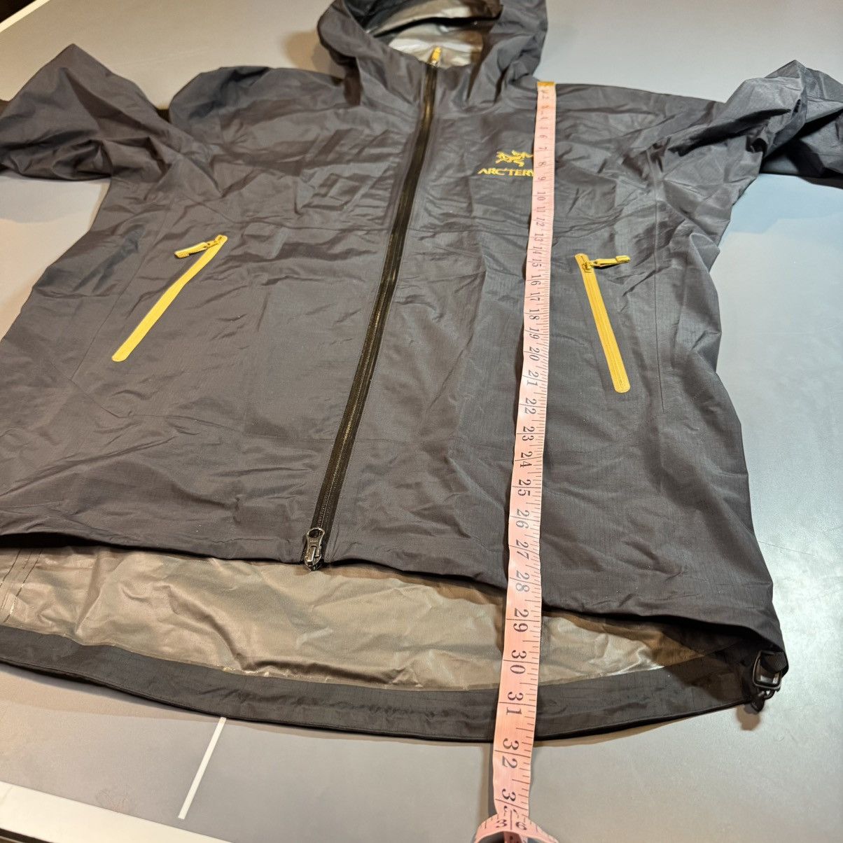 Arc'teryx × Beams Plus Zeta SL 24K Jacket Size US L / EU 52-54 / 3 - 19 Thumbnail