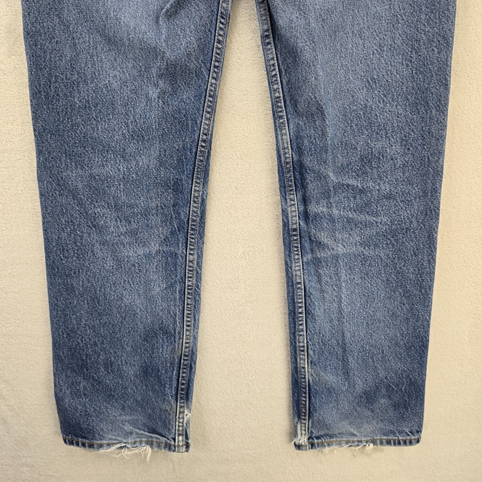 Levi's Vintage Levis 505 Jeans Mens 34x32 Blue Distressed Faded Y2K Size US 34 / EU 50 - 10 Thumbnail