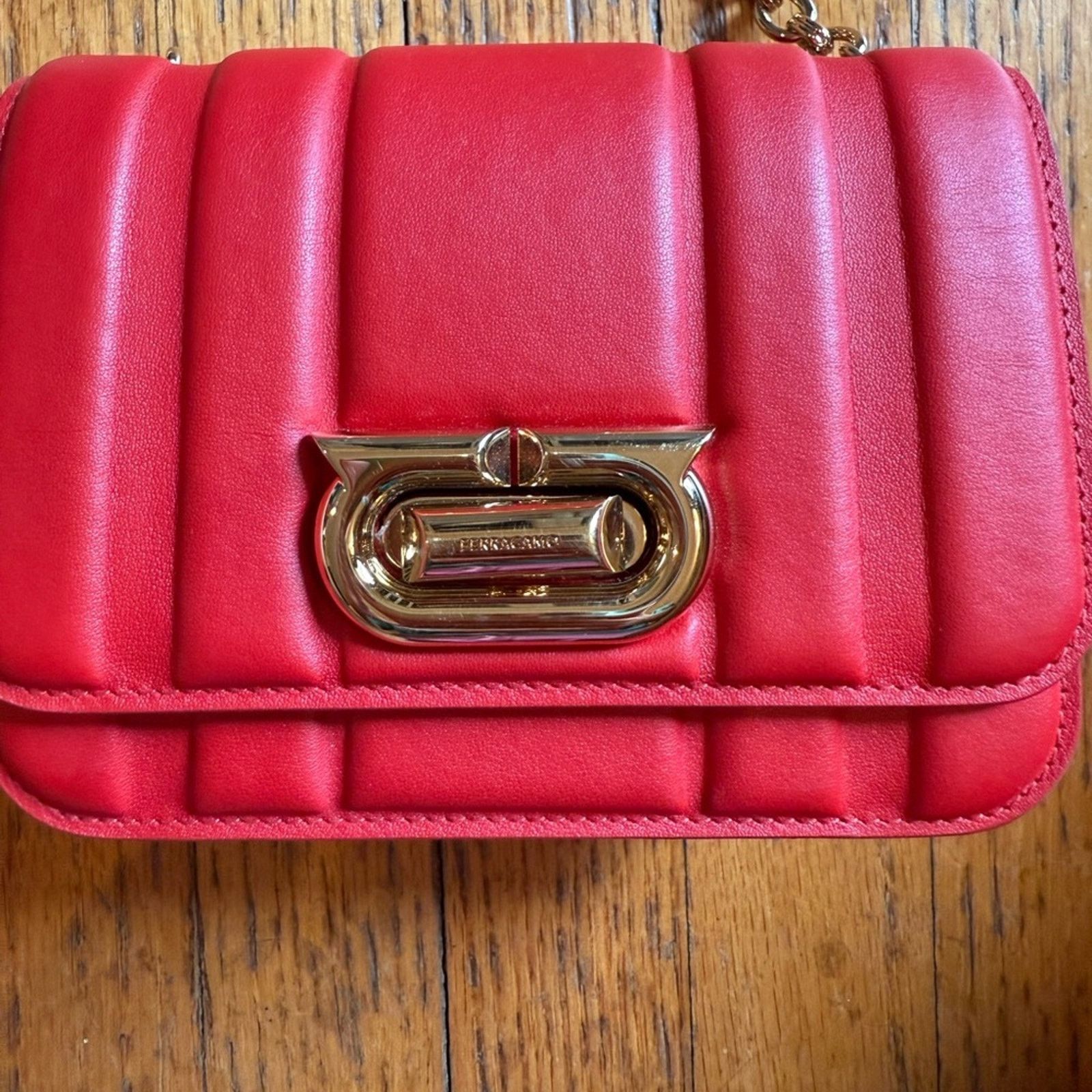 Salvatore Ferragamo Ferragamo Gancini Mini Leather Shoulder Bag, Red Size ONE SIZE - 9 Thumbnail