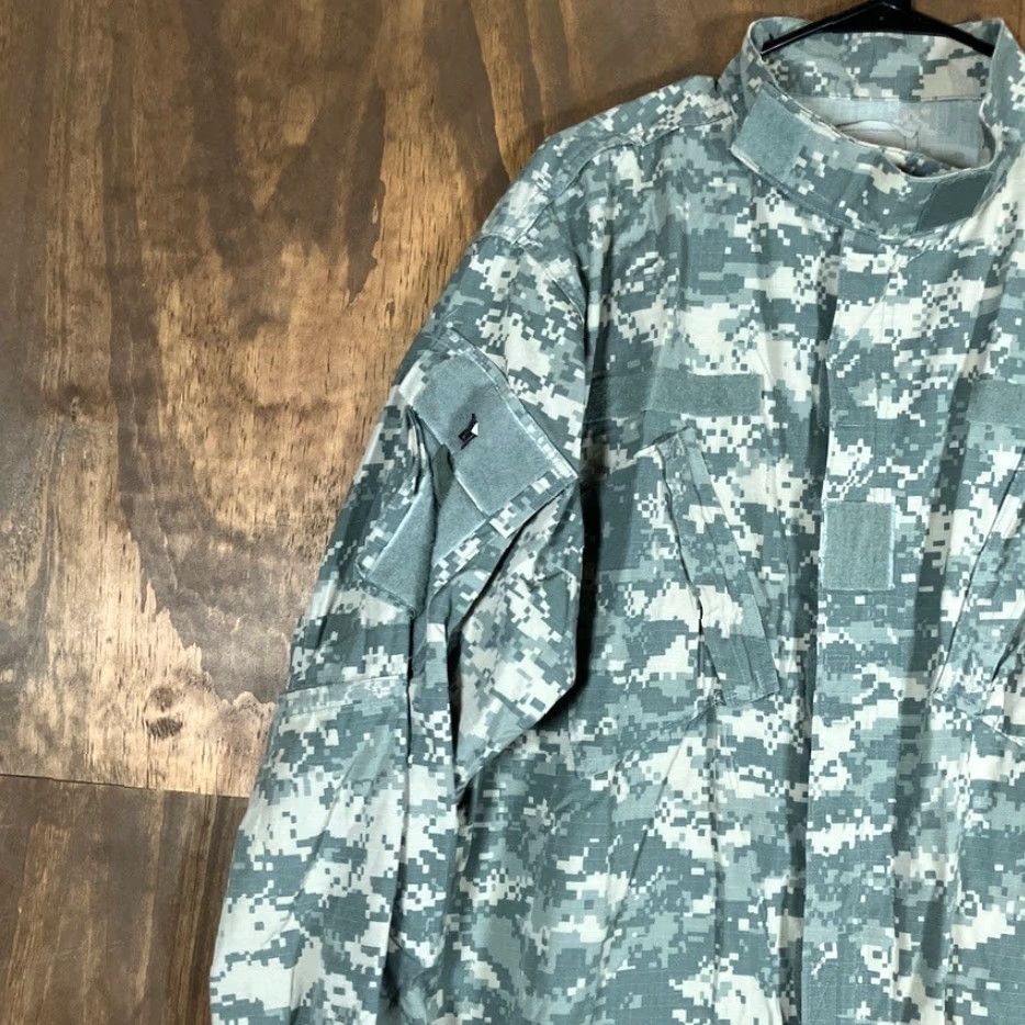 Vintage VINTAGE Army Military Combat Coat Mens Jacket Camouflage Digicam XL XLong Green Mens Size US XL / EU 56 / 4 - 4 Thumbnail