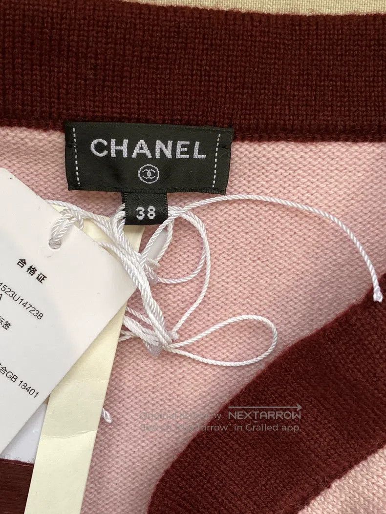 Chanel Chanel 25-year-old pink knitted vest Size XS / US 0-2 / IT 36-38 - 4 Thumbnail