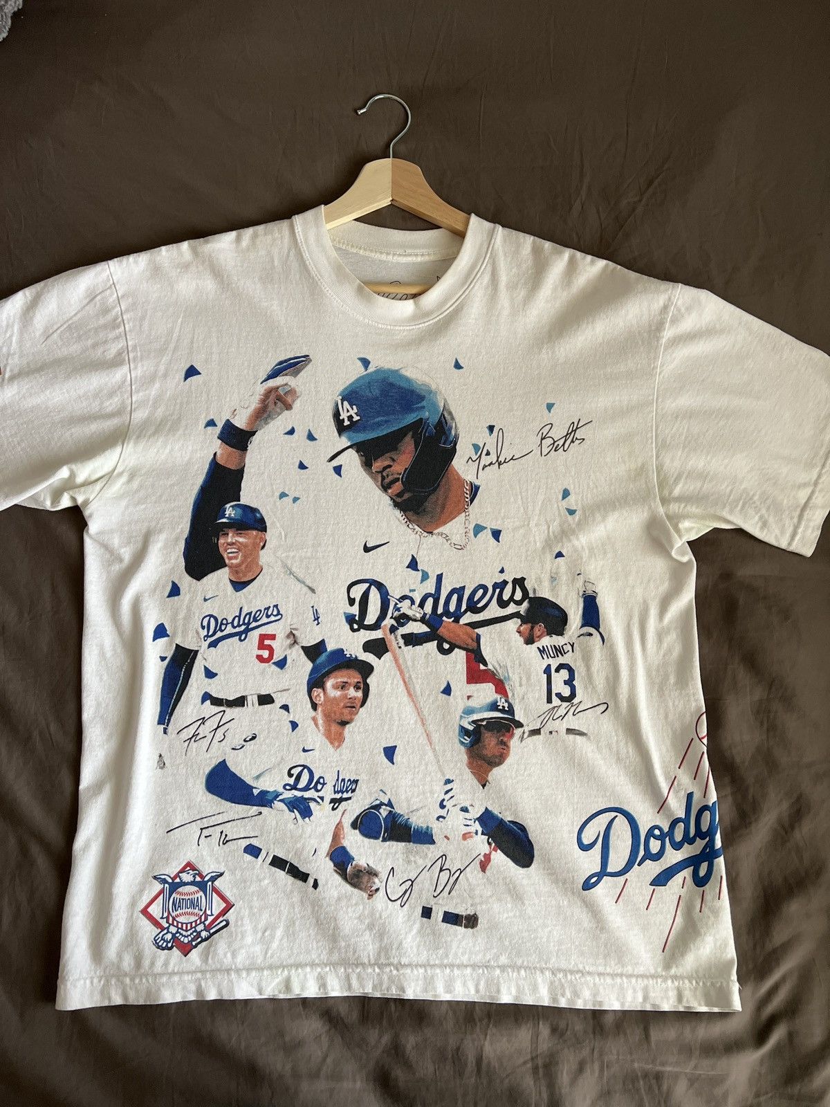 Streetwear Los Angeles Dodgers Graphic Tee. MLB 2022 | Grailed