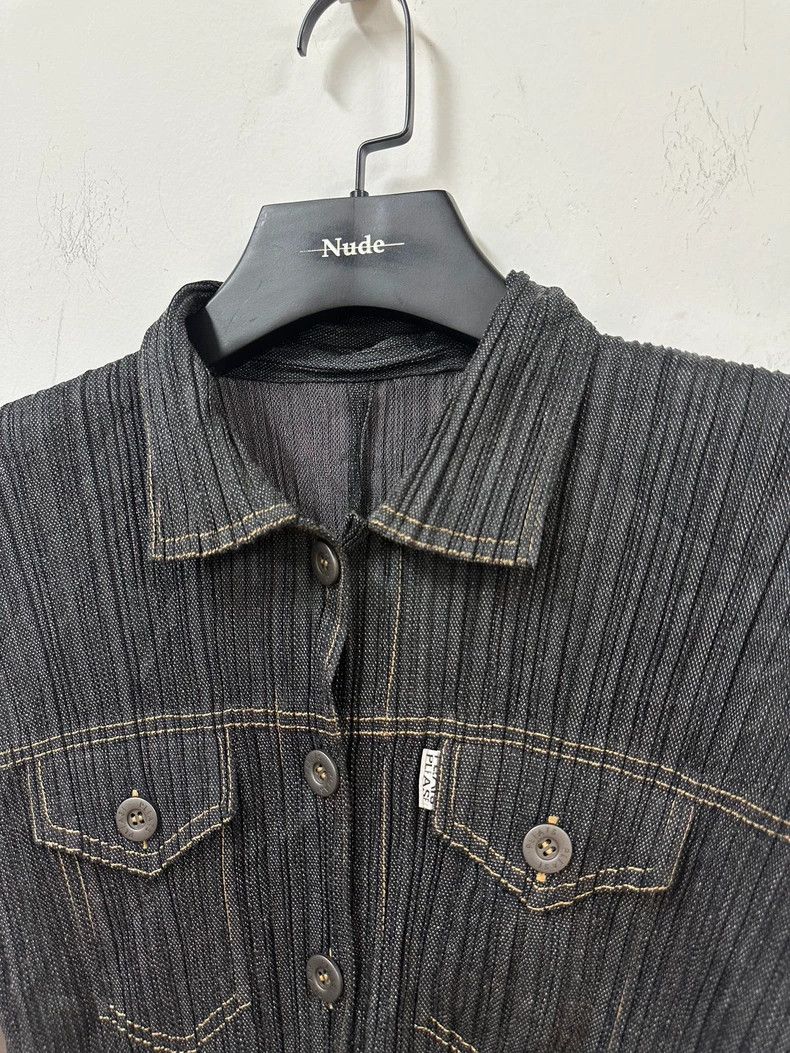 Issey Miyake Issey miyake Pleated denim jacket 2502-Nextarrow Size US XL / EU 56 / 4 - 3 Thumbnail