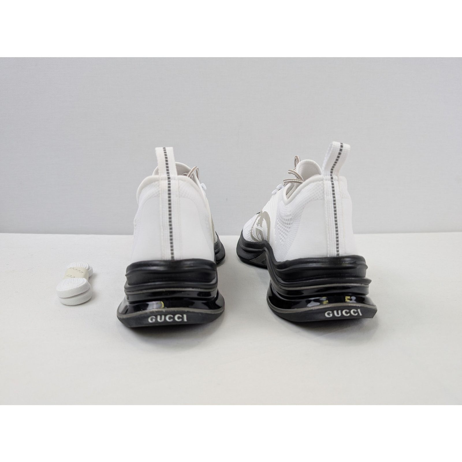 Gucci o1rshd1 Men's Run Sneakers in Black/White Size US 12.5 / EU 45-46 - 10 Thumbnail