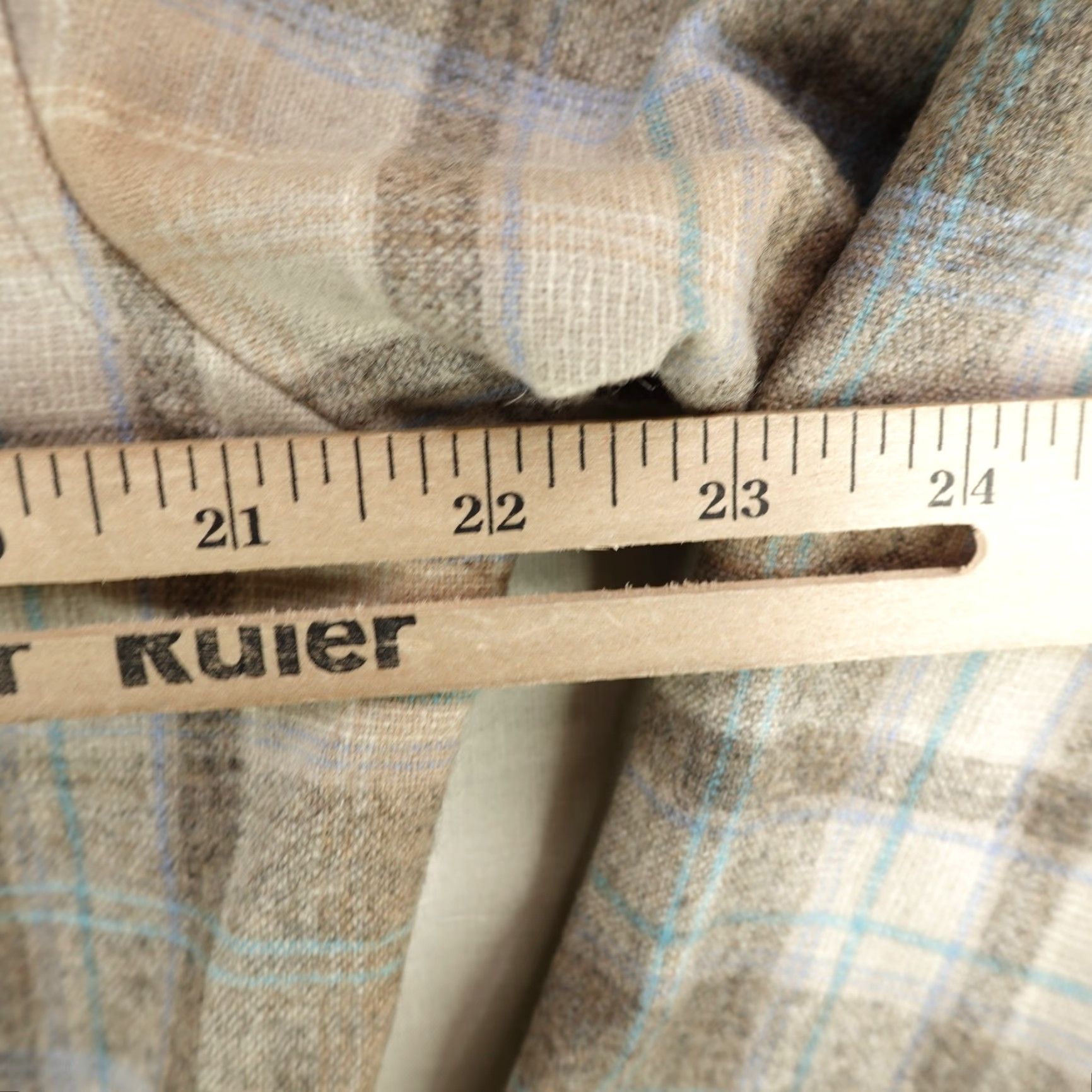 Pendleton VINTAGE Pendleton Shirt Mens Medium Beige Plaid Wool Flannel Western Pearl Snap 70s Size US M / EU 48-50 / 2 - 7 Thumbnail