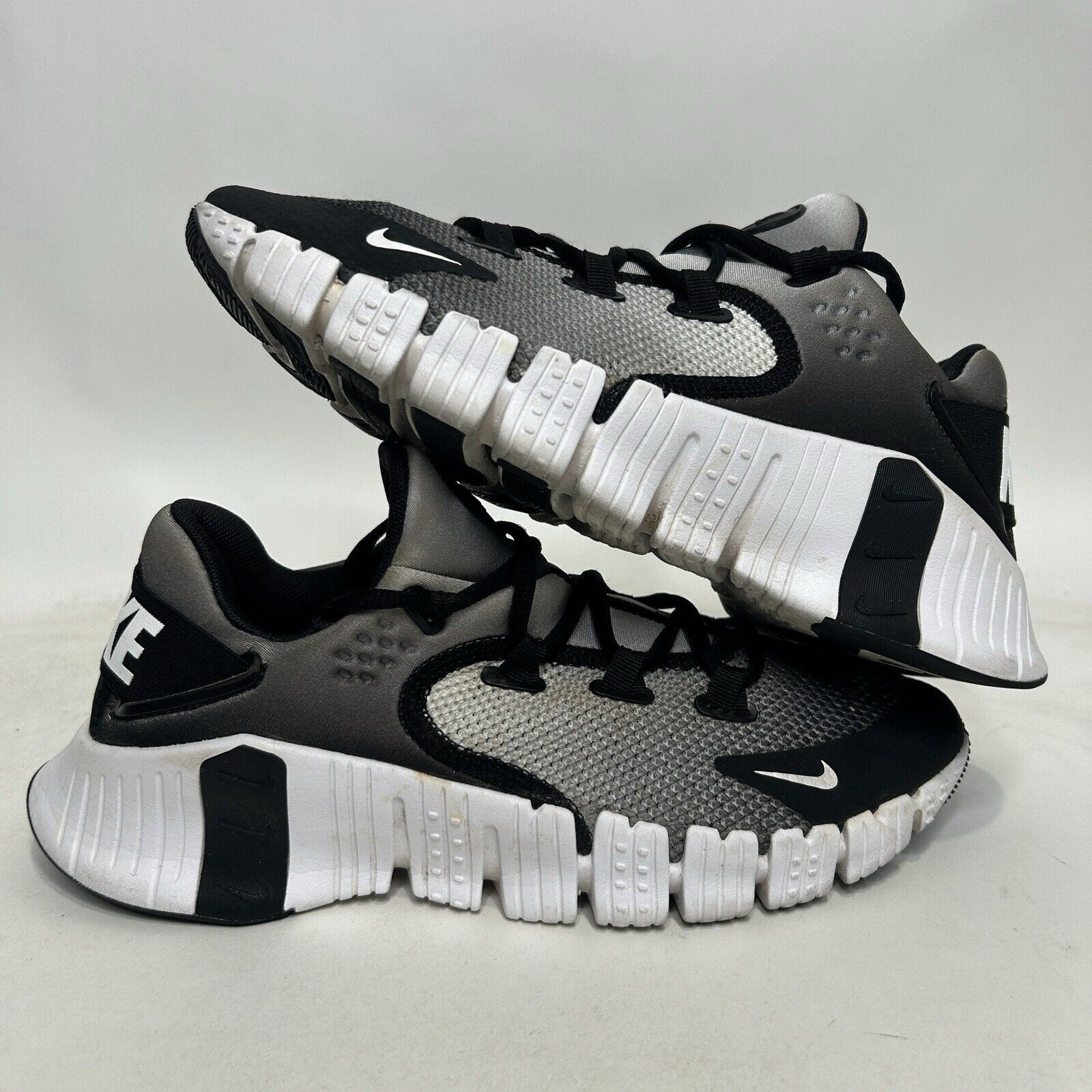 Nike Nike Shoes Free Metcon 4 Gradient White Black Grey 2024 Grailed
