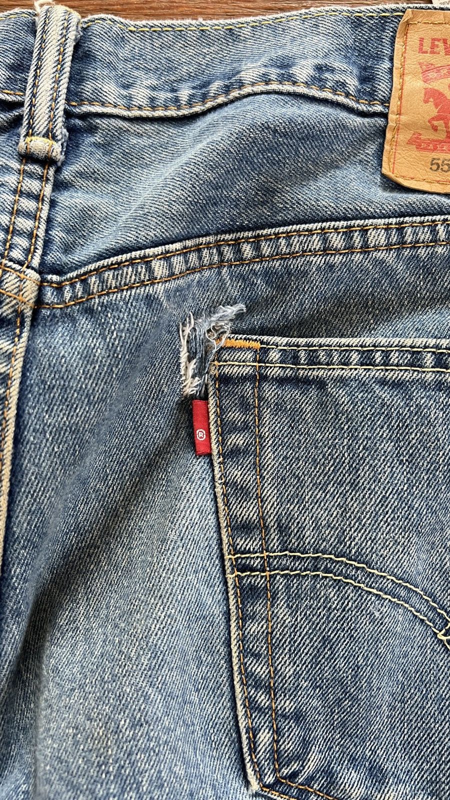 Levi's Well worn Levi’s 550s Size US 36 / EU 52 - 3 Thumbnail
