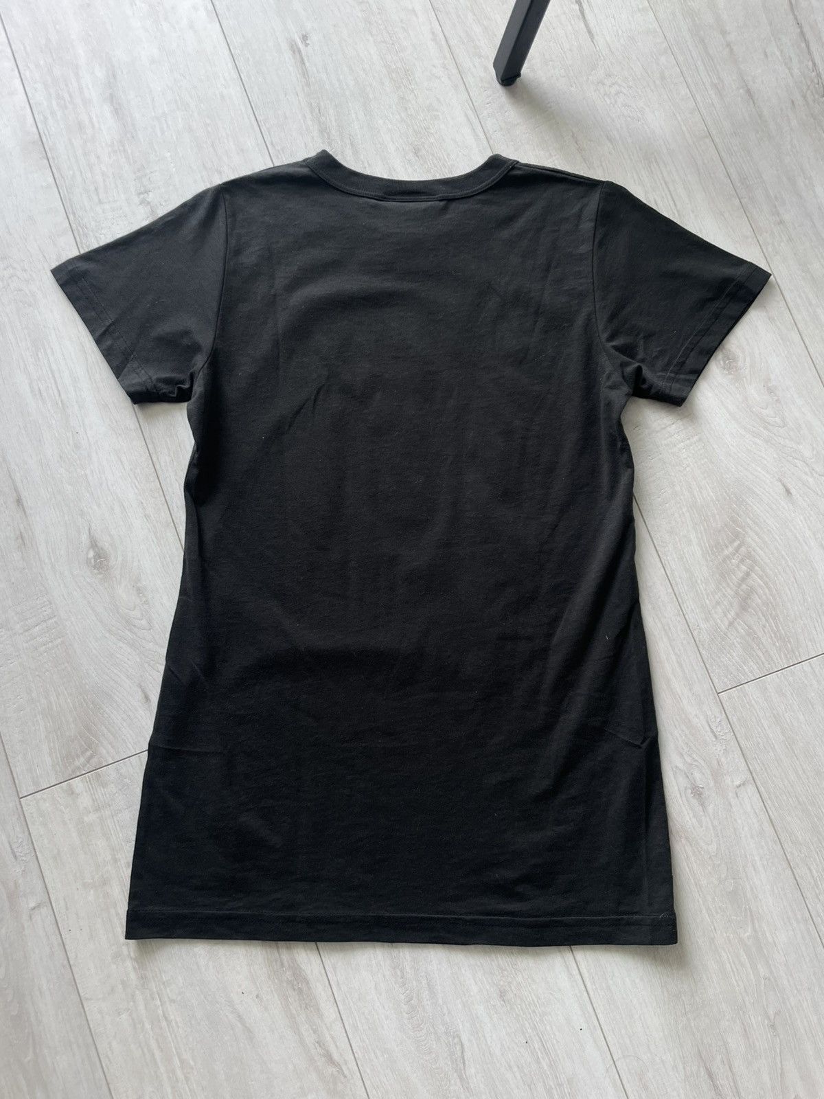 Warner Bros Vintage 2009 Warner Bros “I Tame Wild Things” Movie T-Shirt Size US S / EU 44-46 / 1 - 5 Thumbnail