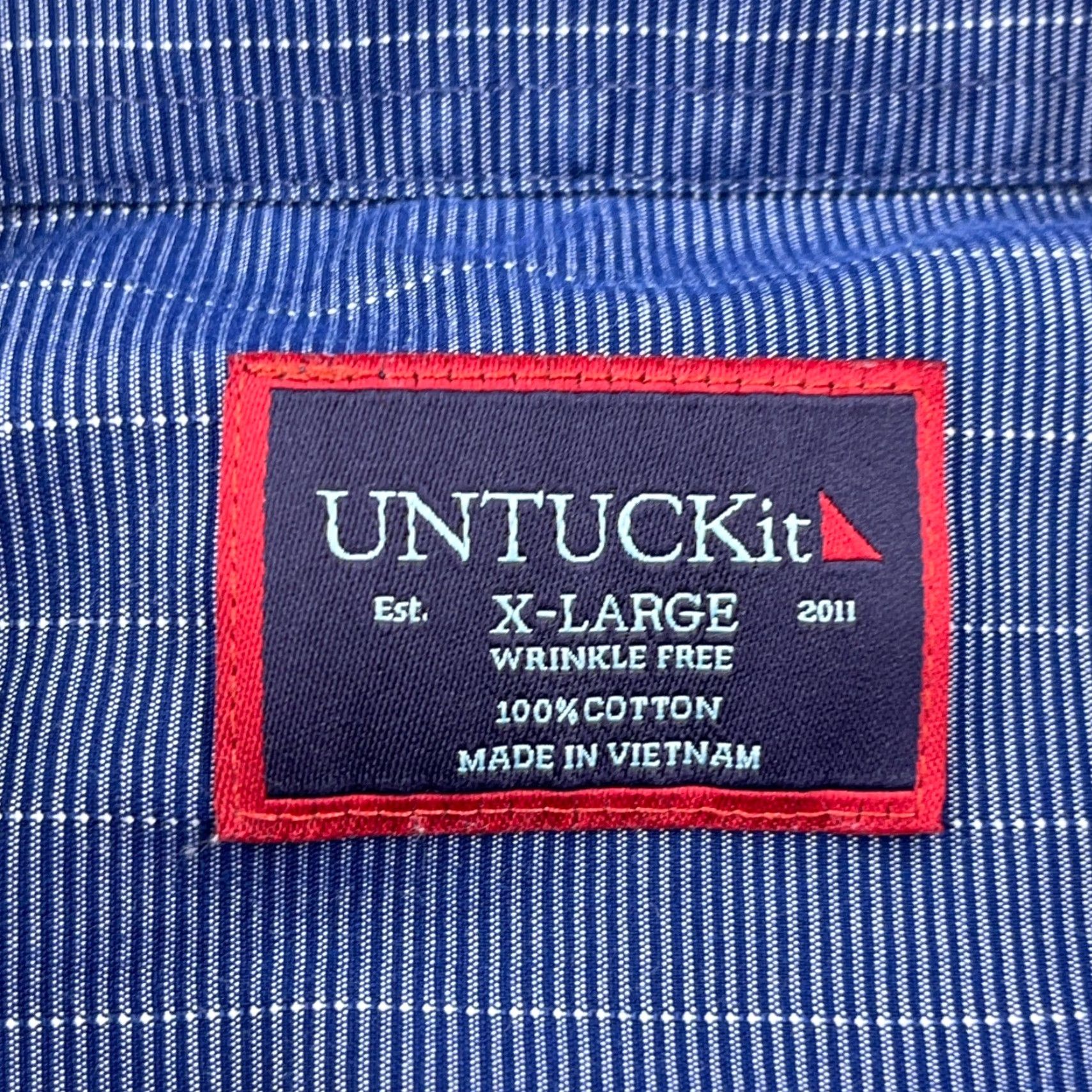UNTUCKit UNTUCKit Shirt Men XL Blue Button Up Striped Dress Poplin Casual Adult A12 Size US XL / EU 56 / 4 - 3 Thumbnail