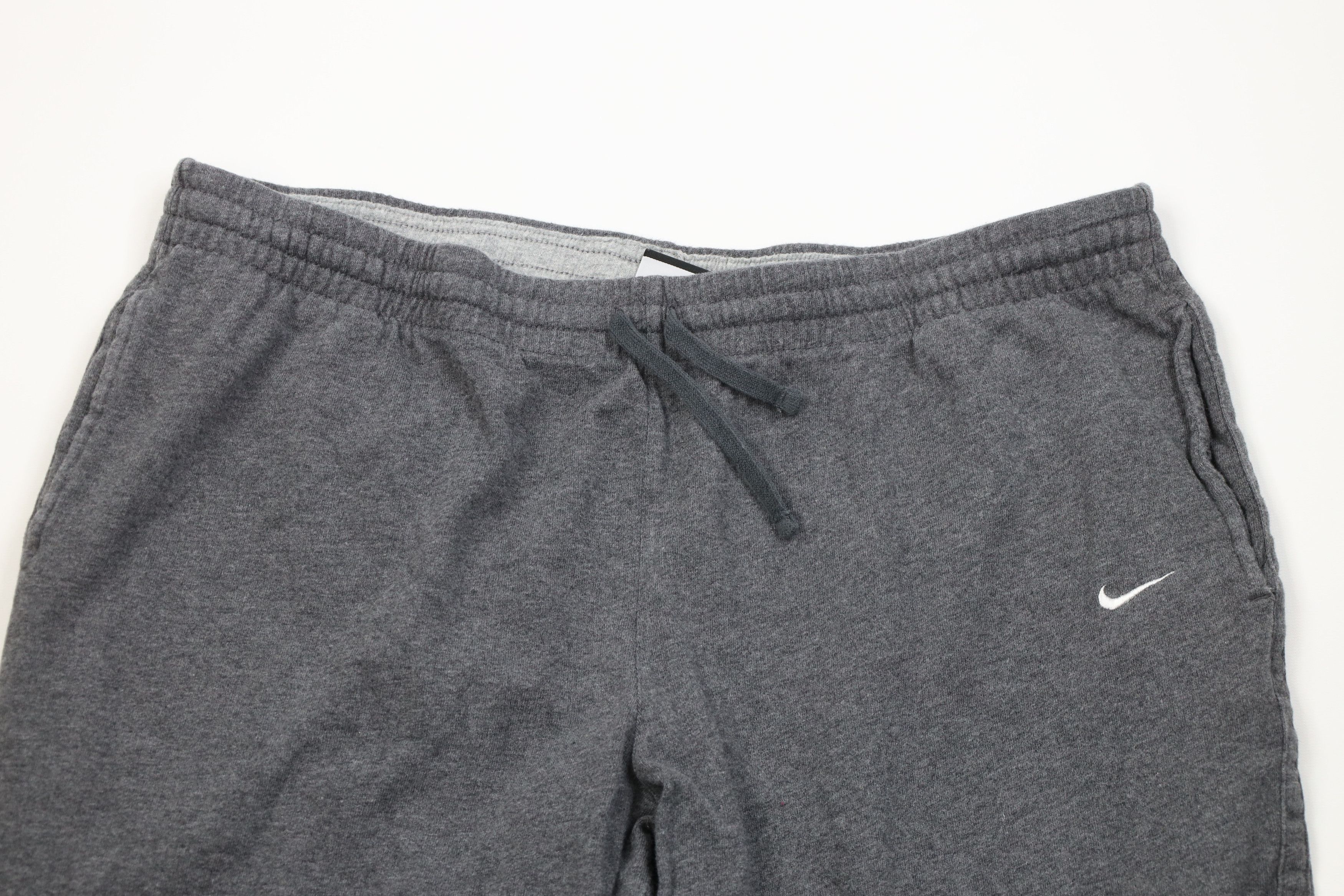 Nike Vintage Y2K Nike Scott Mini Swoosh Wide Leg Sweatpants Gray Size US 38 / EU 54 - 2 Thumbnail