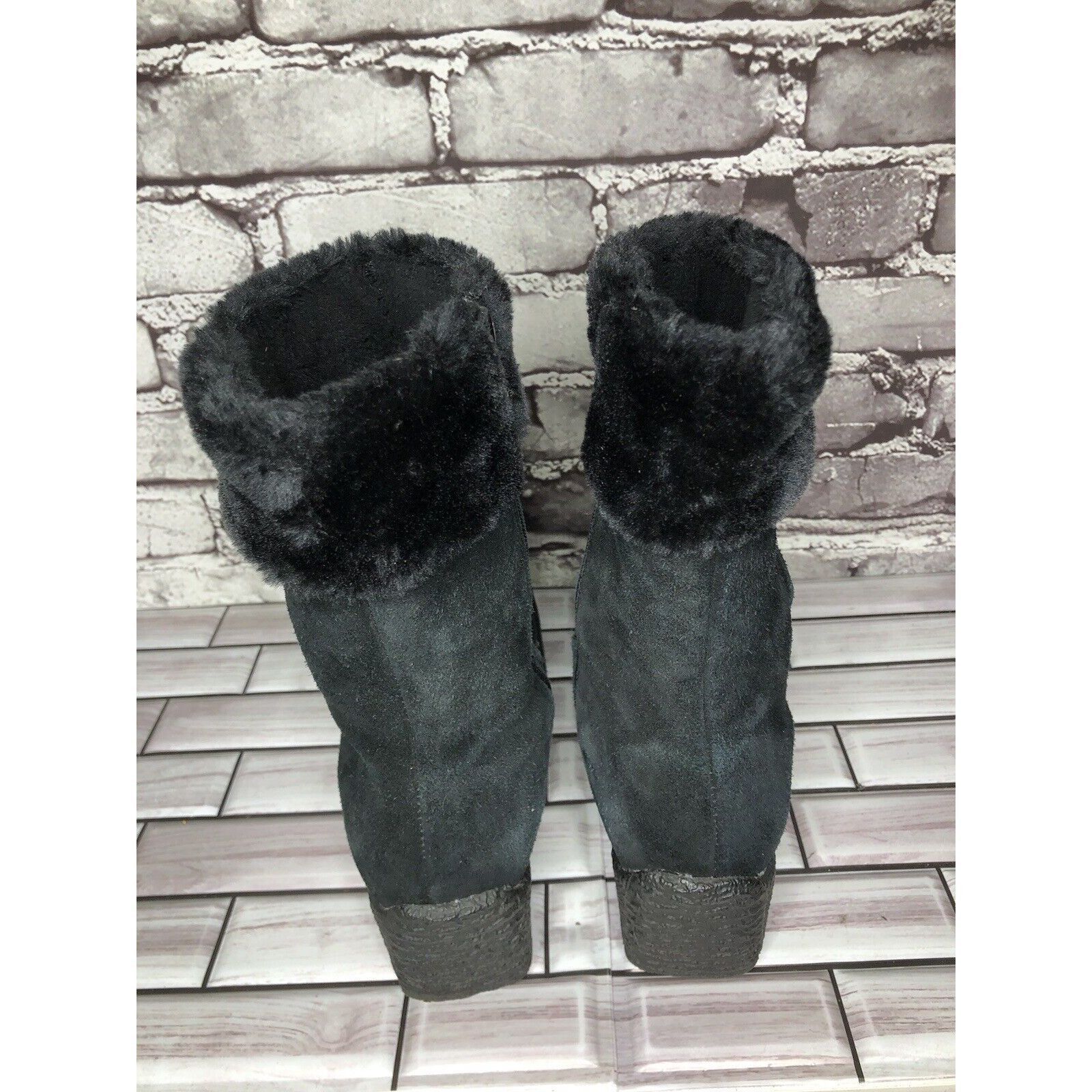 Other Aquatherm by Santana Canada Tati Black Suede Fur Winter Wedg Size US 8 / IT 38 - 10 Thumbnail