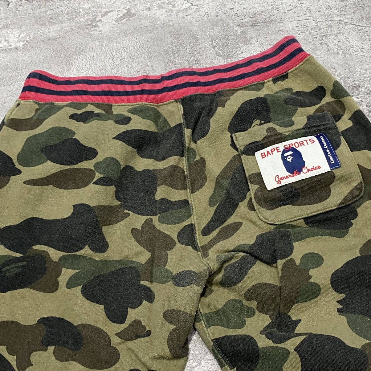 Bape Bape Shark Jogger Camo Size 24" / US 00 / IT 34 - 5 Thumbnail