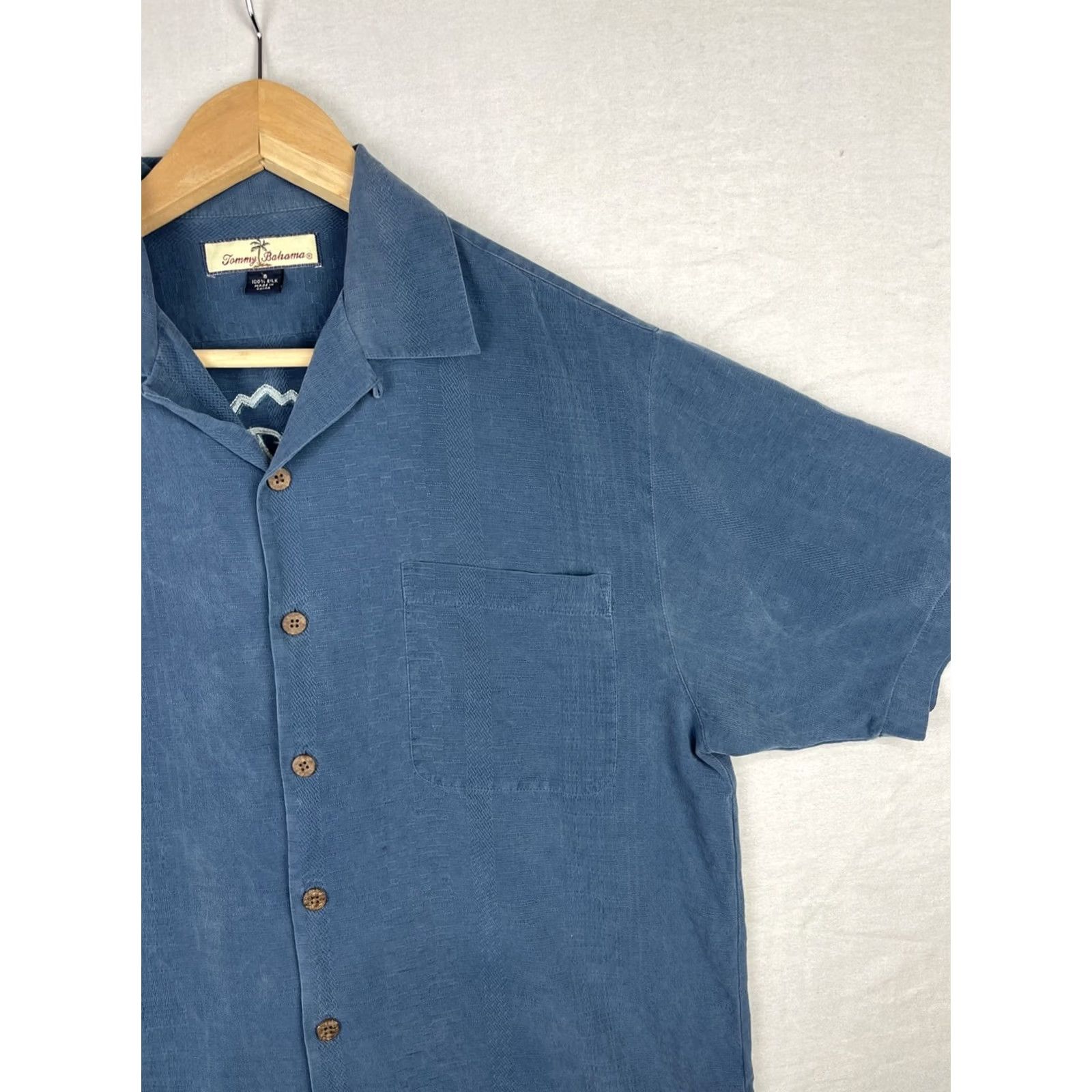Tommy Bahama Tommy Bahama Shirt Men Small Blue Bogey & Last Call Camp Beach Hawaiian Silk Shirt Size US S / EU 44-46 / 1 - 3 Thumbnail