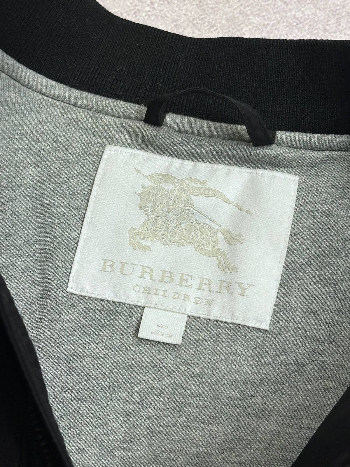 Burberry Burberry Children 14y 164cm Big Logo Nylon Jacket S Size US S / EU 44-46 / 1 - 9 Thumbnail
