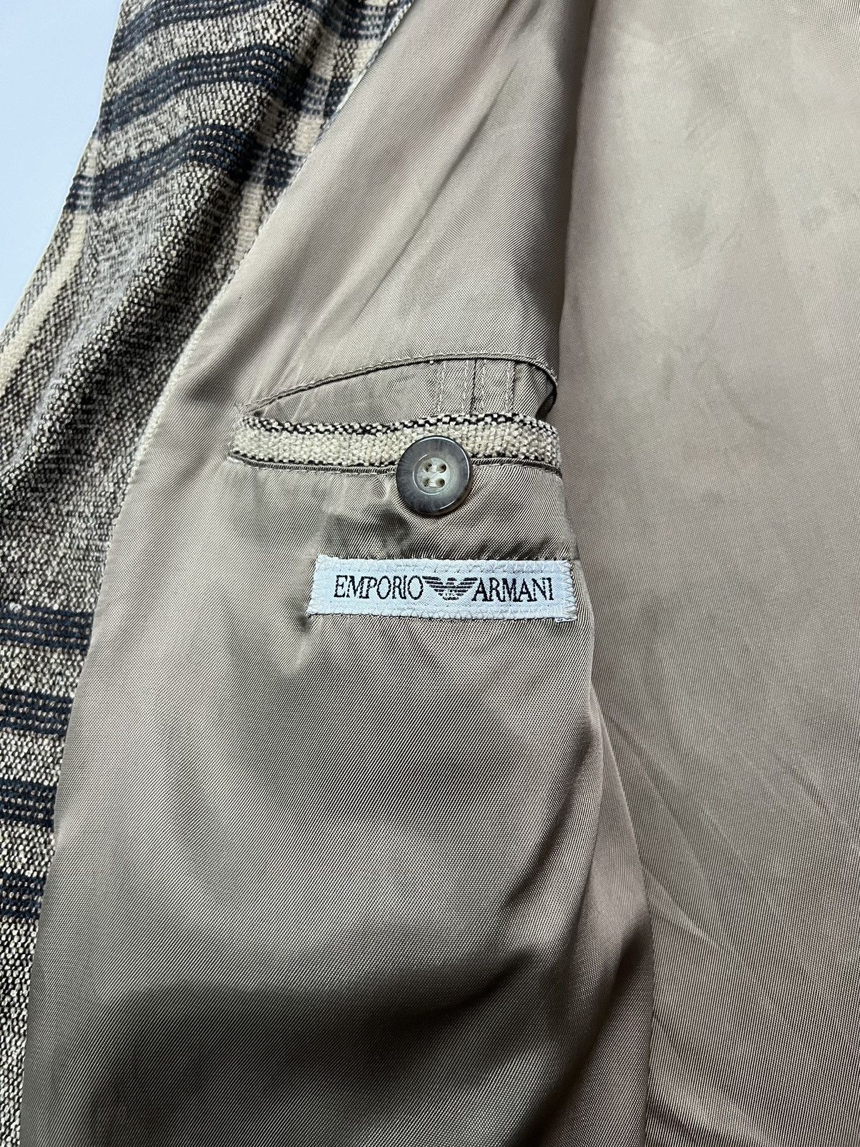 Emporio Armani 🔥EMPORIO ARMANI CHECKERED COAT SIZE 48 Size US M / EU 48-50 / 2 - 7 Thumbnail