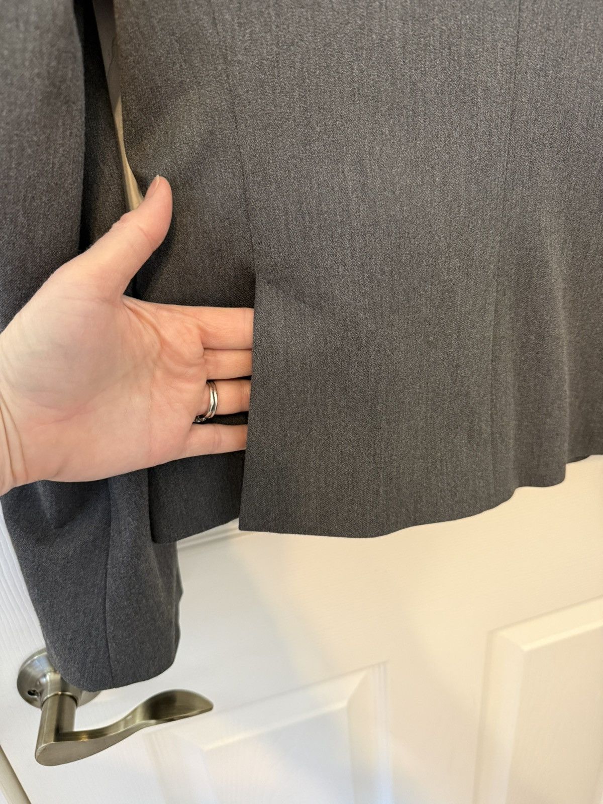 Express Express Size 10 One-Button gray Blazer notched lapel Size L / US 10 / IT 46 - 9 Thumbnail