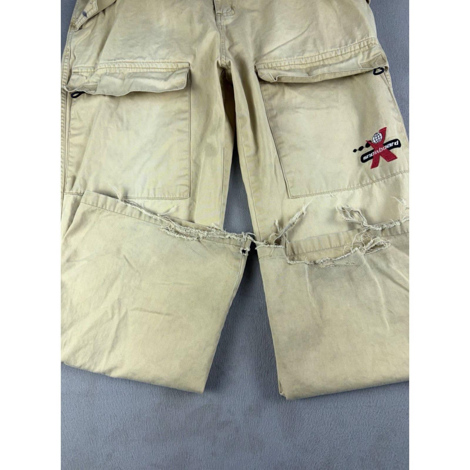 Vintage VINTAGE X Games Snowboard Cargo Pants Size 28x27 Beige Baggy Fit Men’s 28 Inseam 27 Flat Front Cotton cargo pants Y2k Size US 28 / EU 44 - 6 Thumbnail