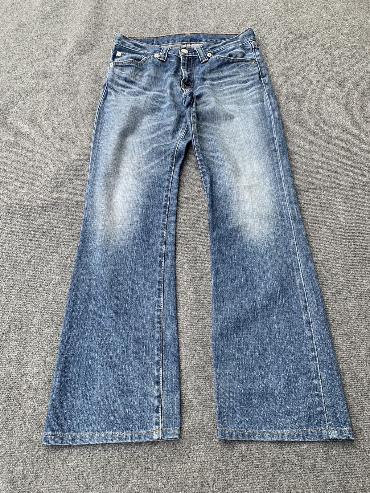 Levi's Levi’s 708 Flare Jeans Light Wash | Men’s Vintage Denim Size US 31 - 1 Thumbnail