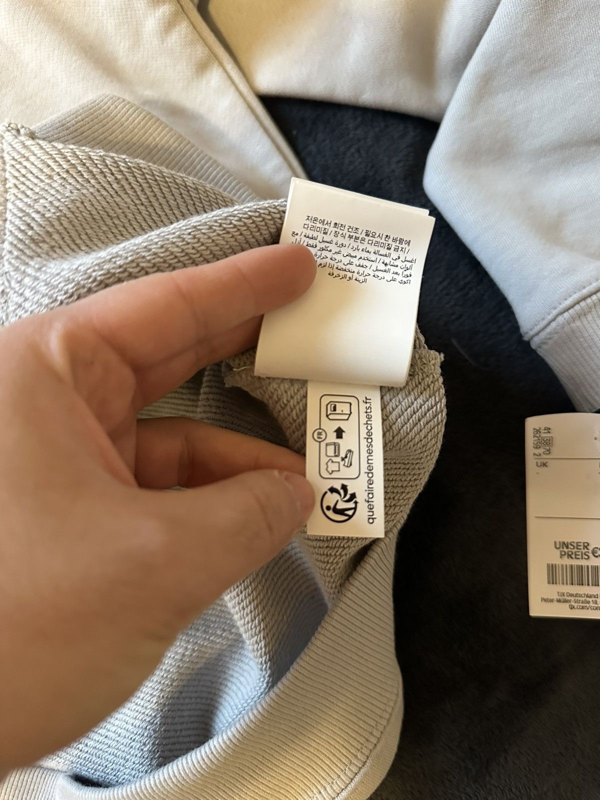 Off-White Off-White Hoodie Grey | Kids Size fits S/M | New with Tags Size US M / EU 48-50 / 2 - 9 Thumbnail
