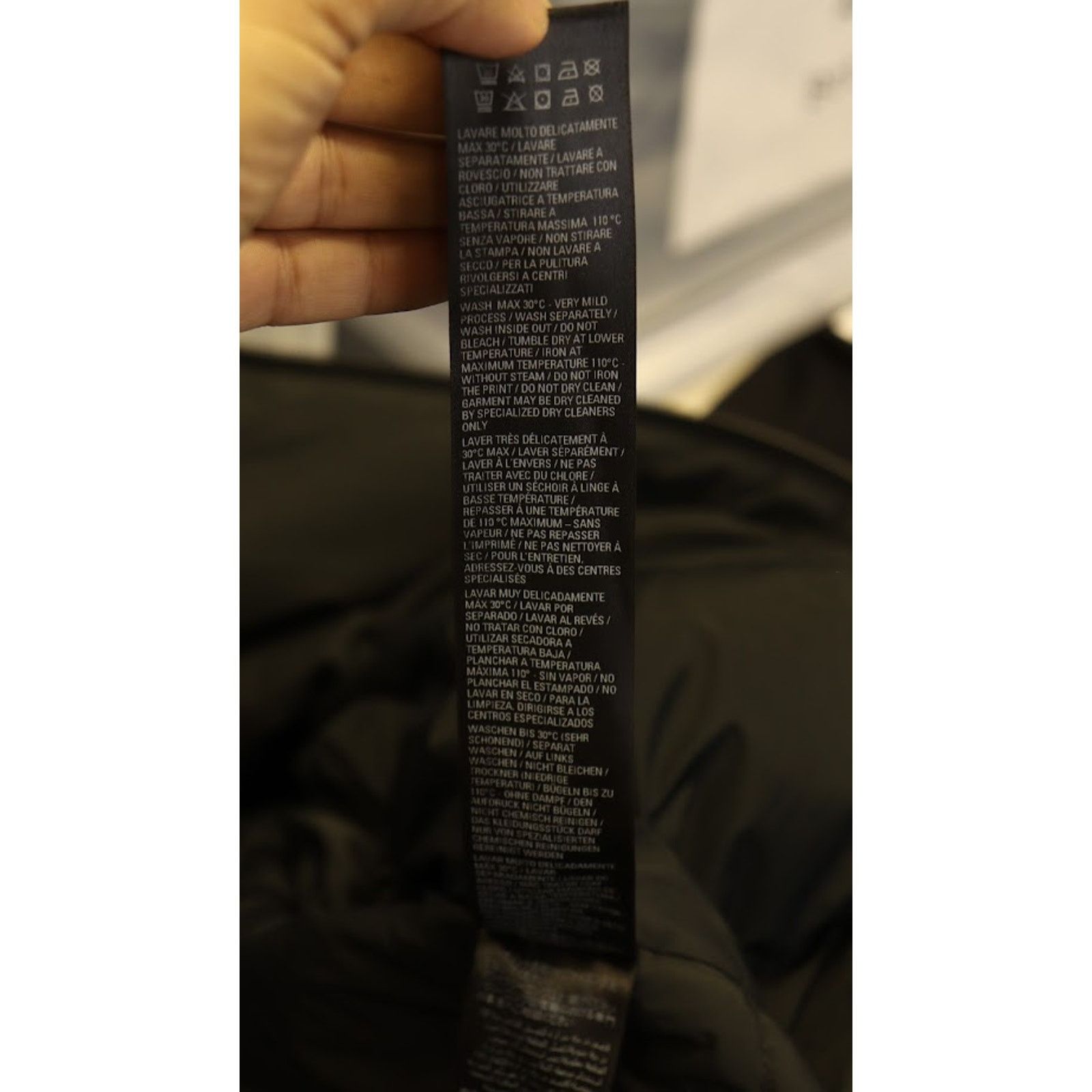 Adidas × Balenciaga o1rshd1 Puffer Jacket in Black Size US L / EU 52-54 / 3 - 13 Thumbnail