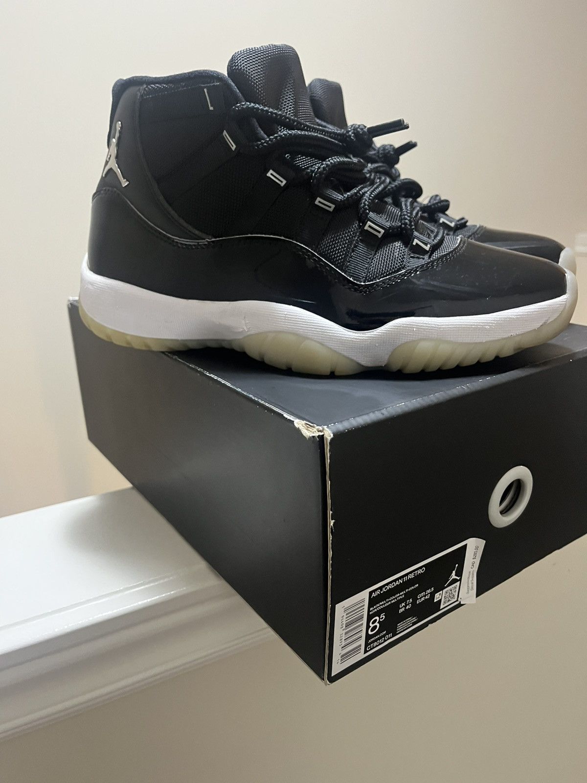 Jordan Brand Jordan Retro Jubilee 11s Size US 8.5 / EU 41-42 - 1 Thumbnail