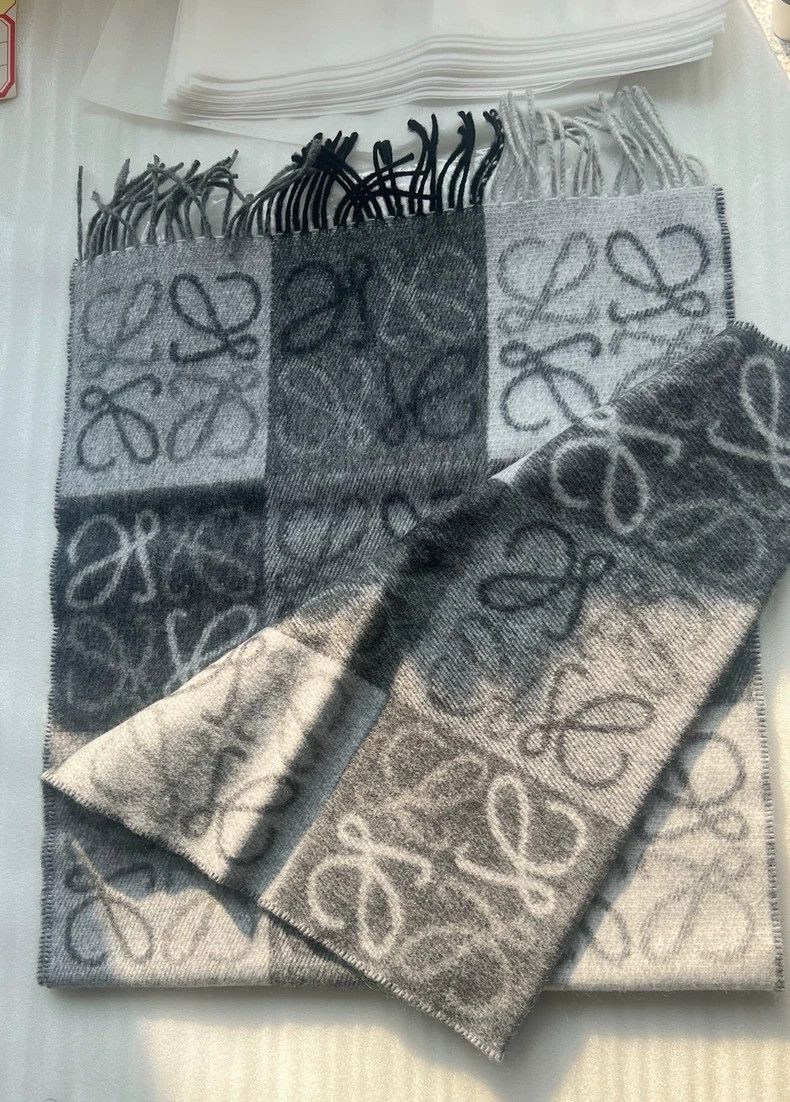 Loewe LOEWE size 38*180cm Wool scarf Size ONE SIZE - 1 Thumbnail