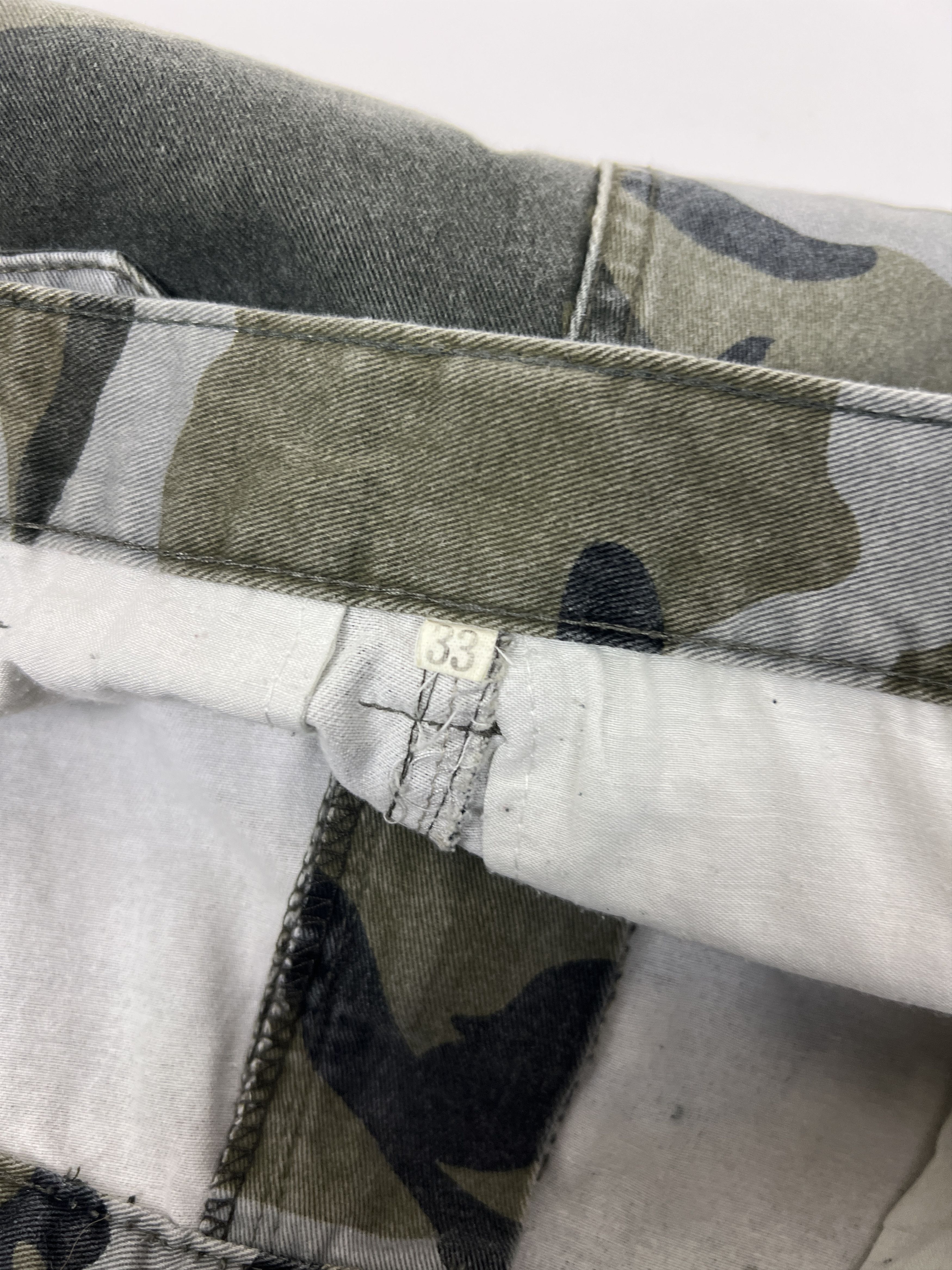 Lee × Vintage Vintage 90's Lee Camo Cargo Pants Size US 33 - 3 Thumbnail