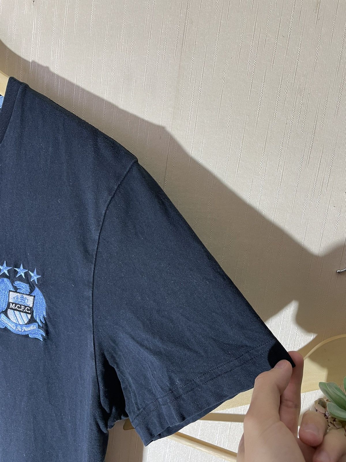 Other Umbro Manchester City blokecore soccer T shirt Size US XL / EU 56 / 4 - 6 Thumbnail