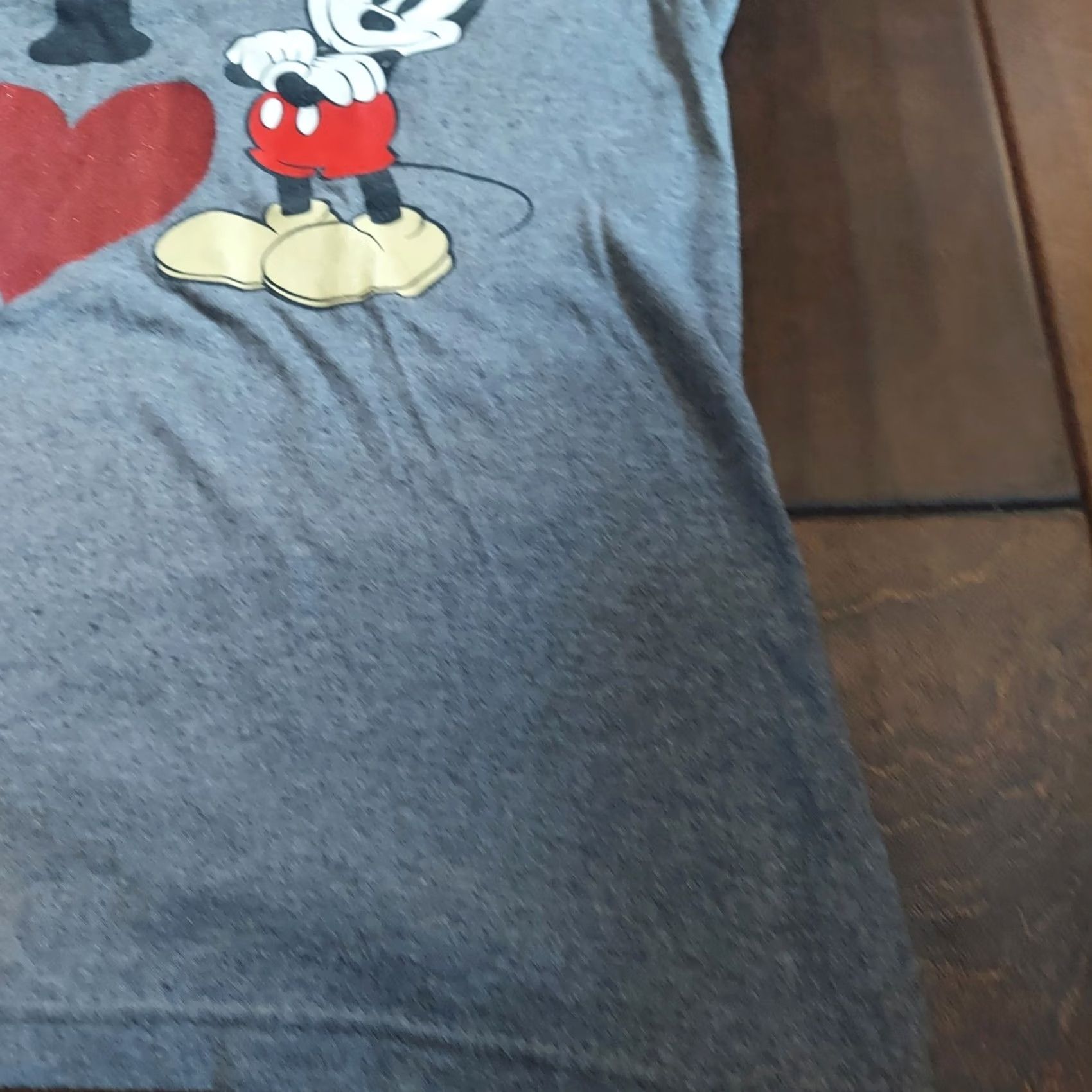 Disney Disney Shirt Womens Small Gray I Heart Mickey Mouse Logo Short Sleeve Crew Neck Casual Womens Small Gray Disney Shirt Size S / US 4 / IT 40 - 4 Thumbnail