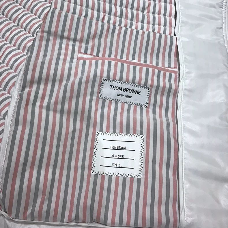 Thom Browne Thom Browne Feathered vest Size US XL / EU 56 / 4 - 5 Thumbnail